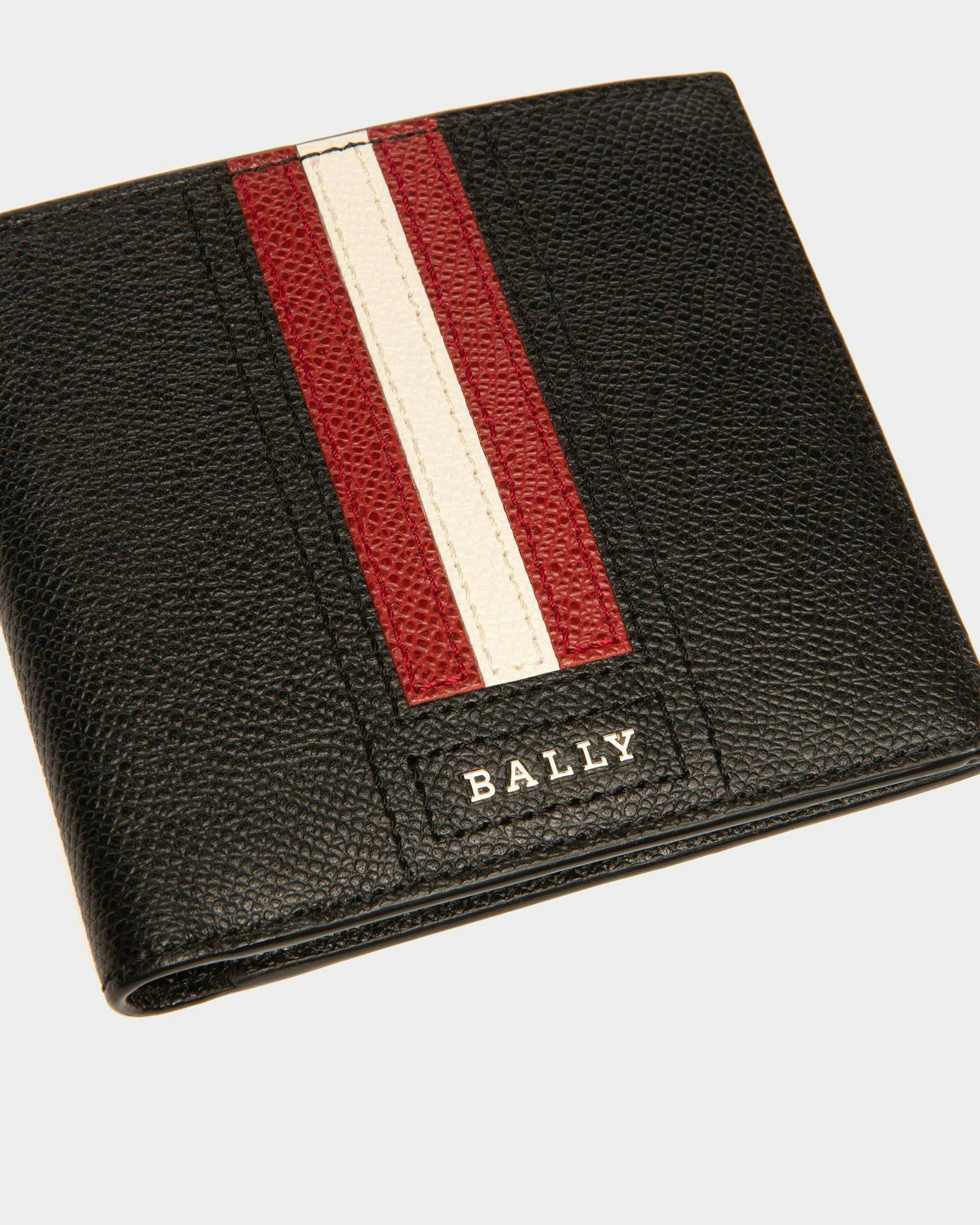 Men's Trasai Leather Wallet In Black | Bally | Still Life Detail