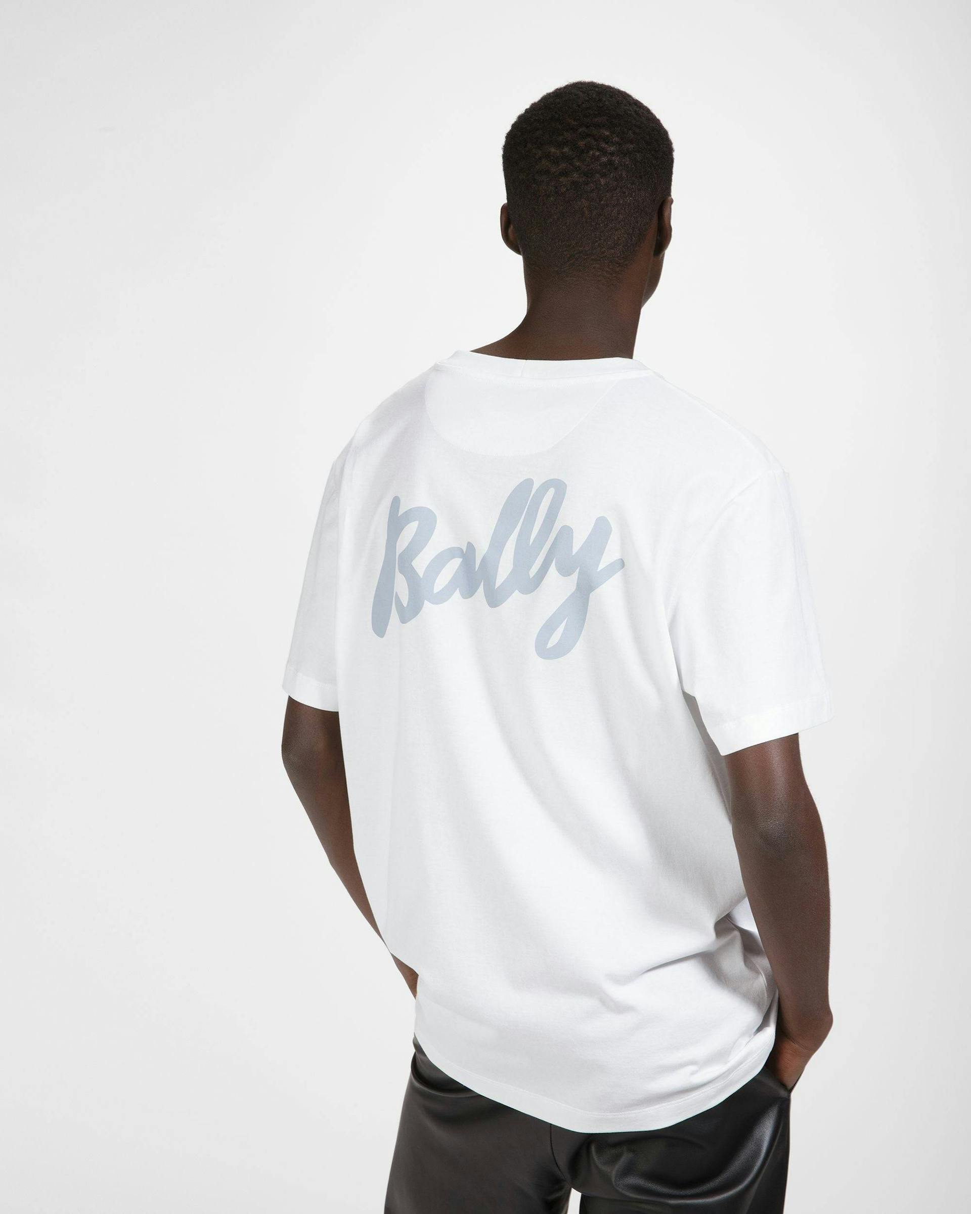 ホワイト＆ライトブルー コットン Tシャツ - 男性 - Bally - 05