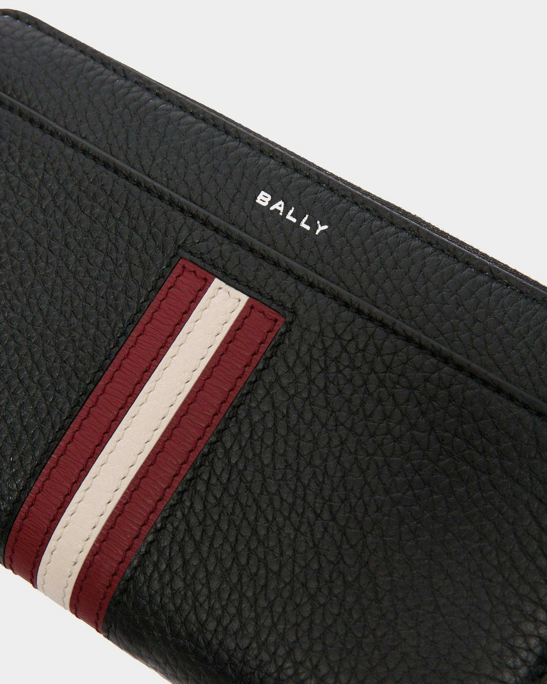 Men's Ribbon Zip Around Wallet in Leather | Bally | Still Life Detail