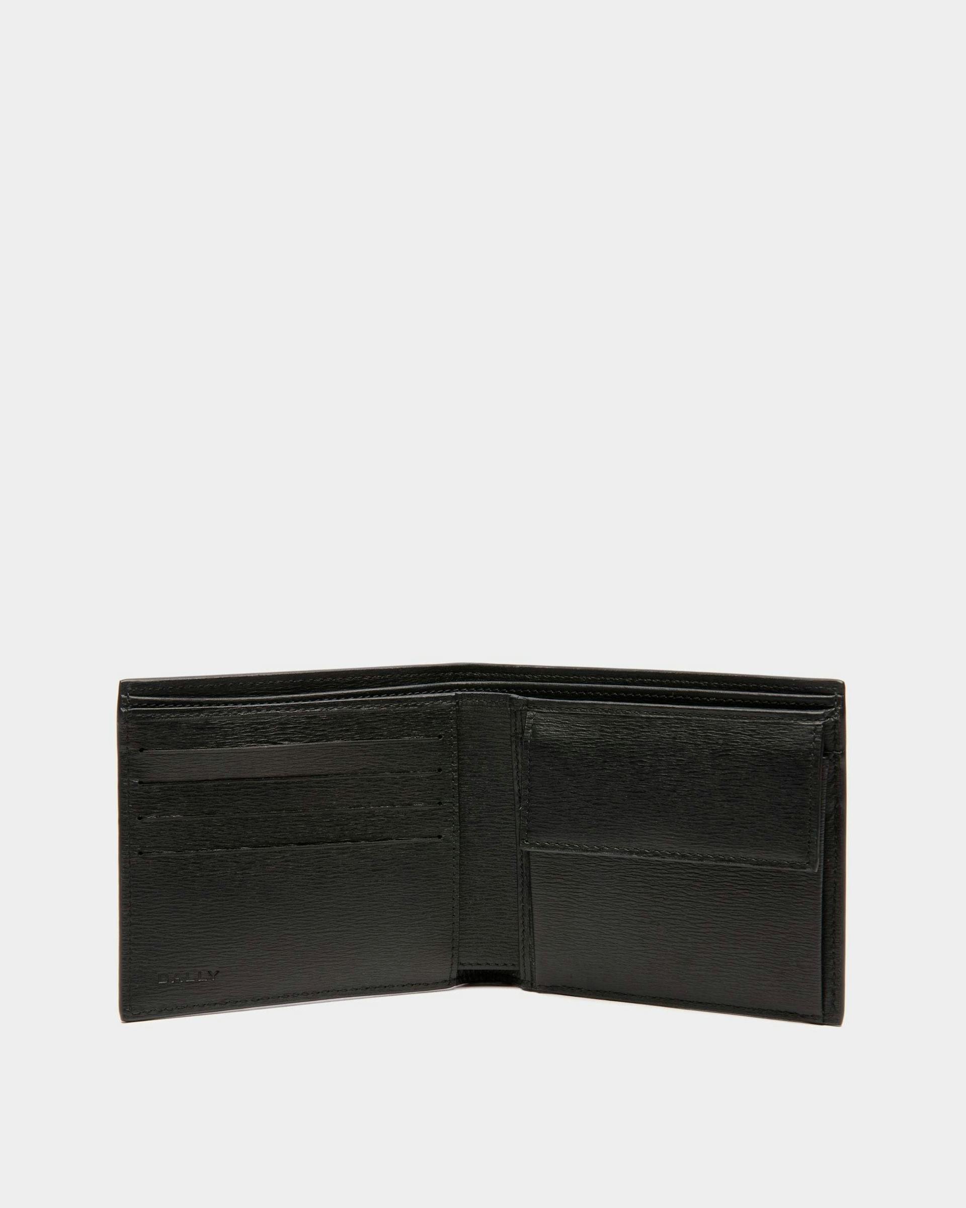 Men's Crossing Bifold Wallet in Leather | Bally | Still Life Open / Inside