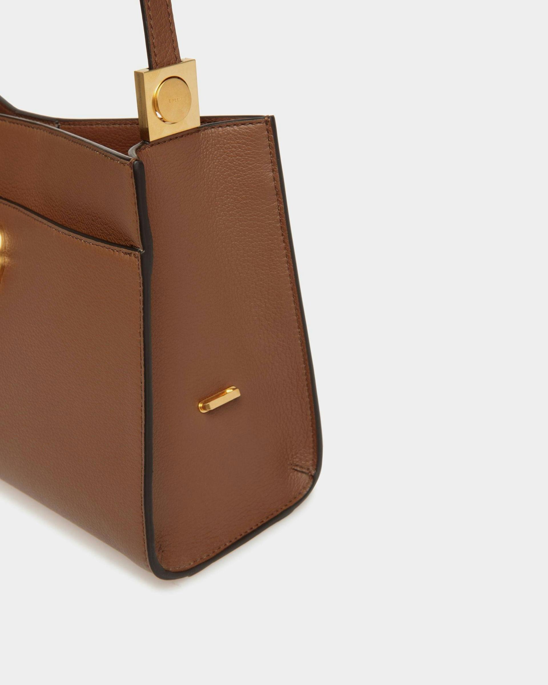 Women's Emblem Shoulder Bag in Brown Grained Leather | Bally | Still Life Detail