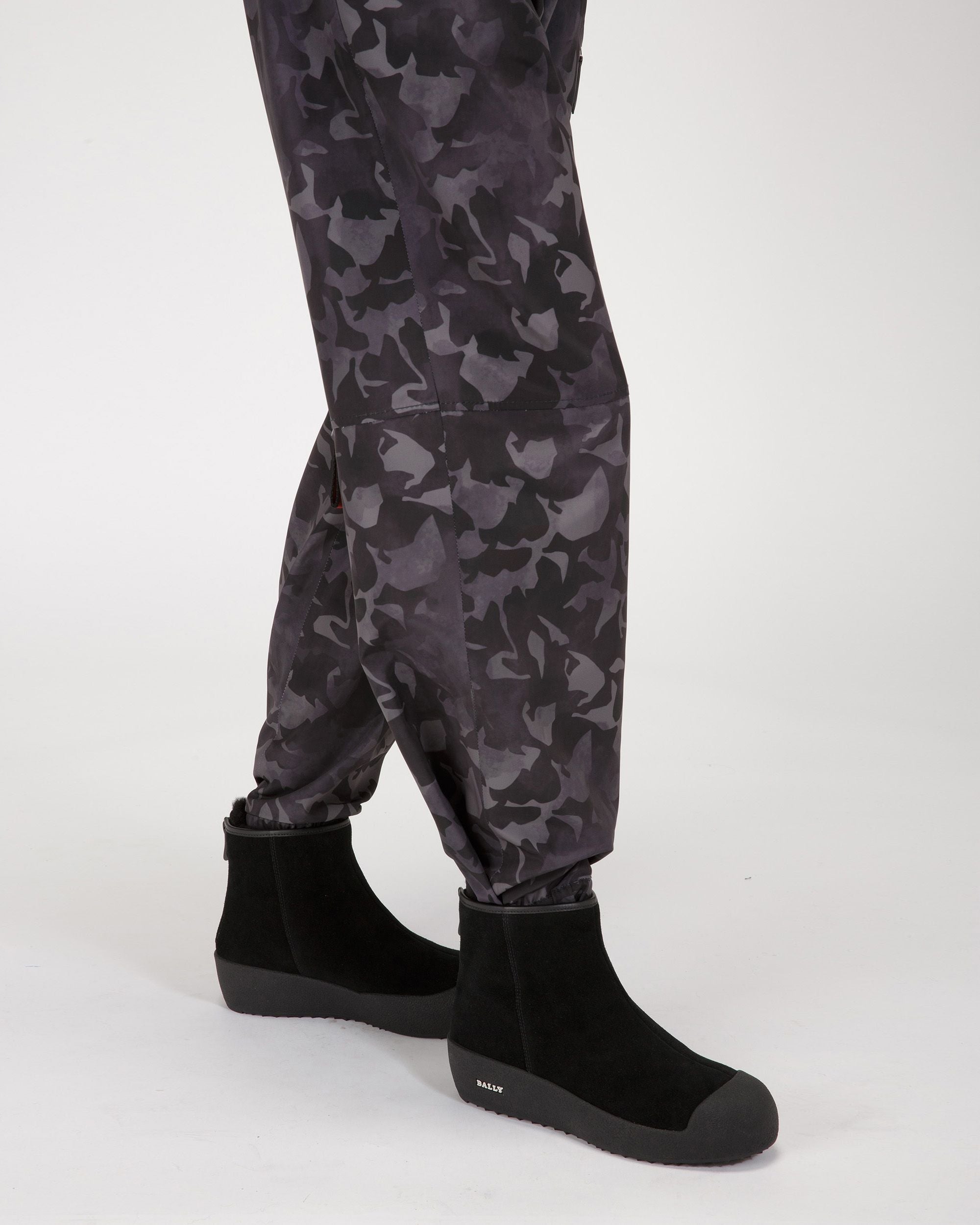 Bally Global - Guard II Leather Snow Boots In Black - Black