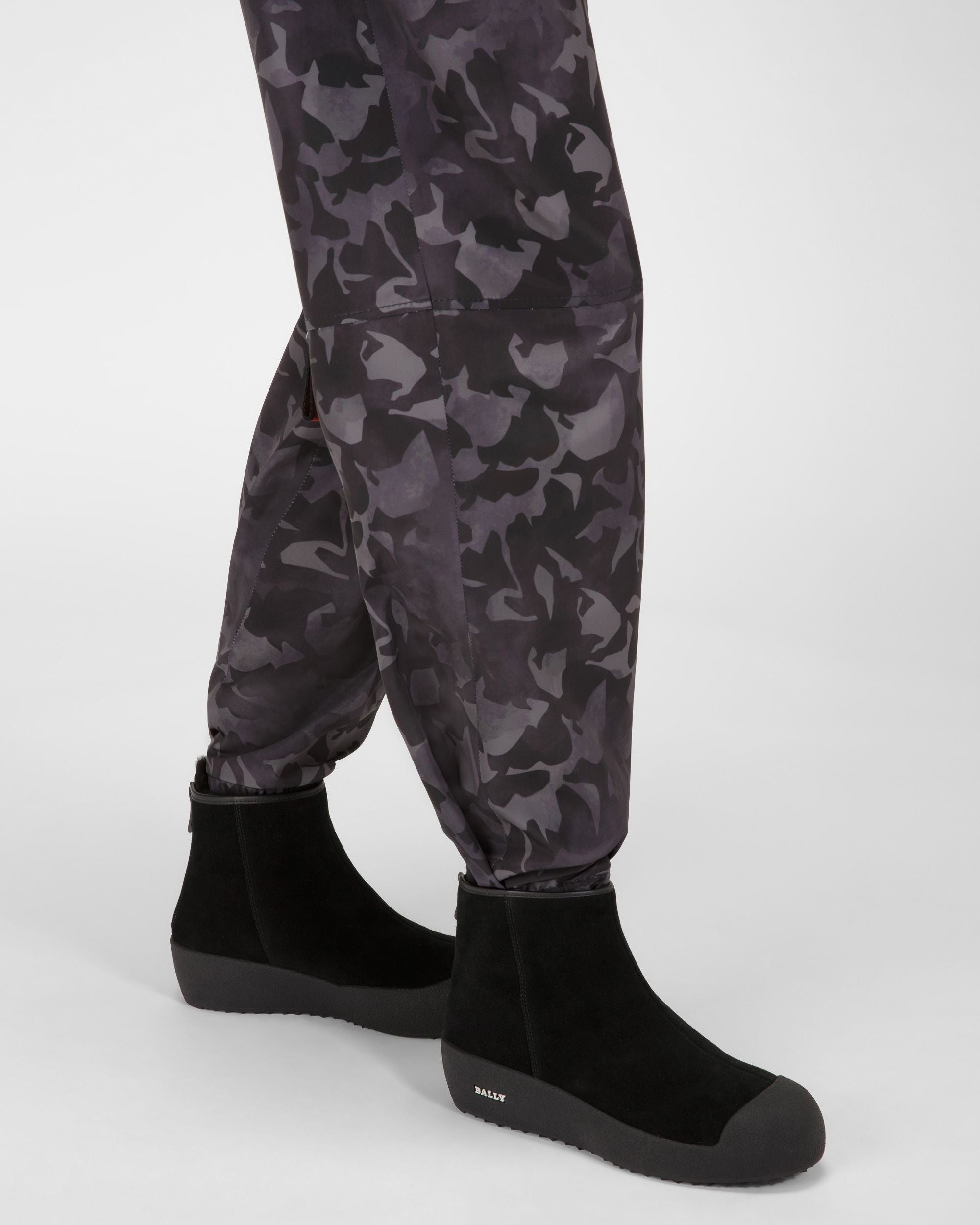 Bally Global - Guard II Leather Snow Boots In Black - Black