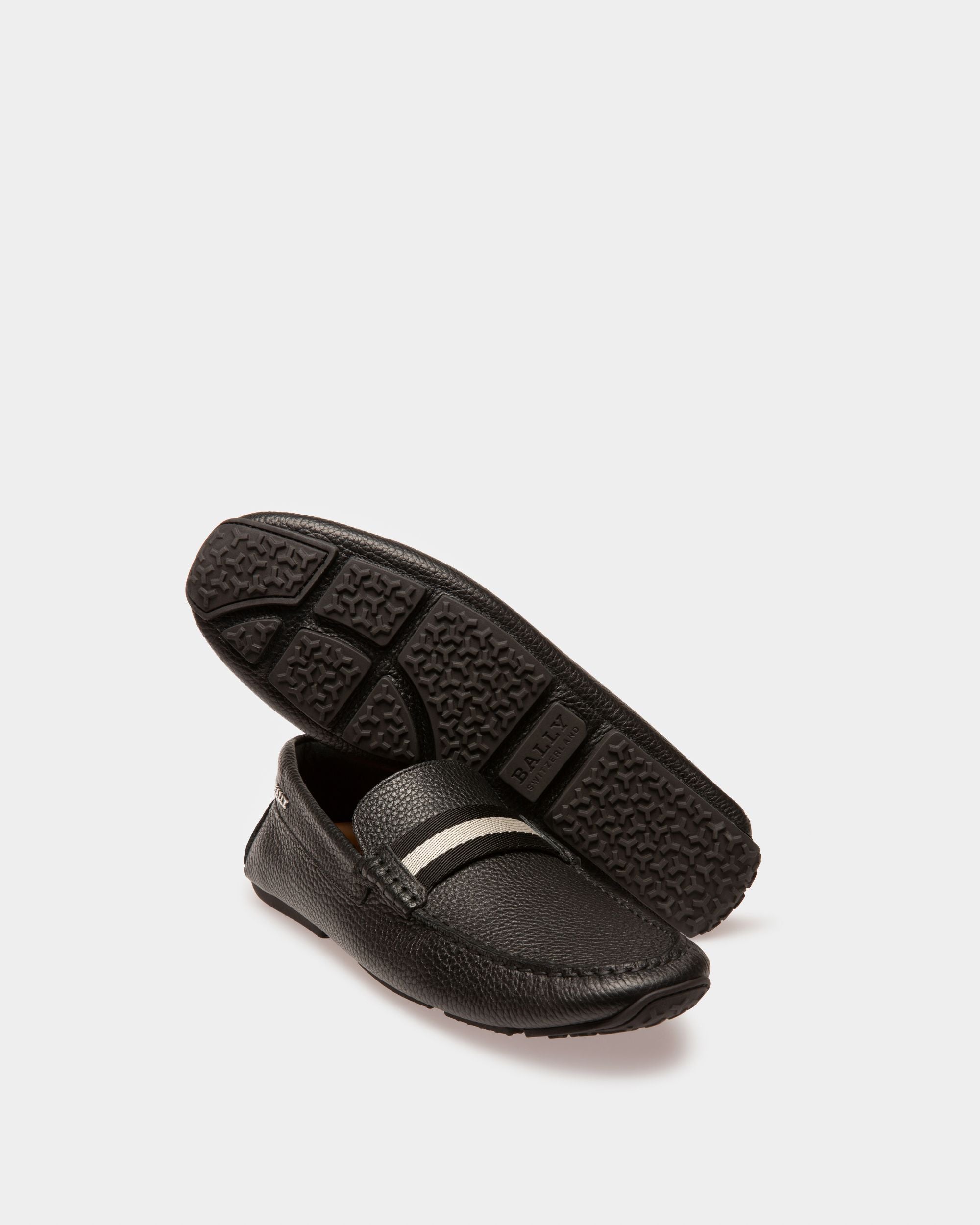 Bally Global - Pearce Leather Drivers In Black - Black