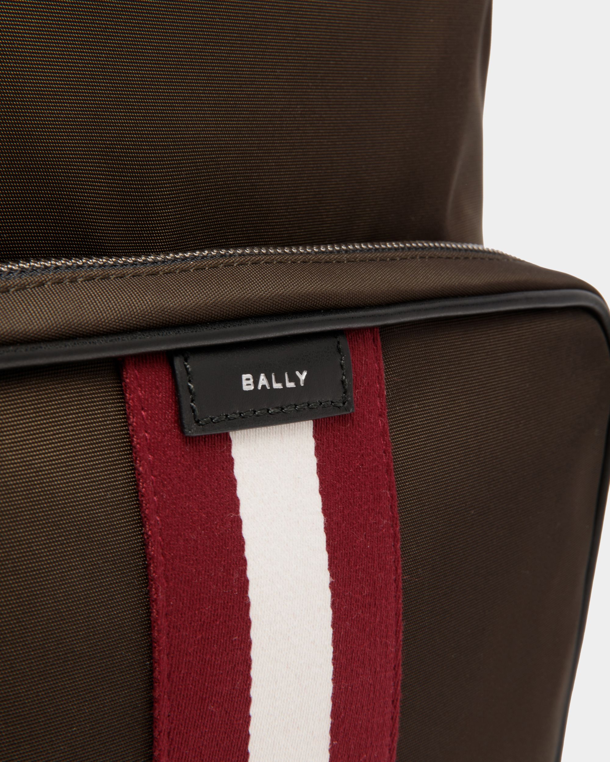Bally Global - Code バックパック Military Green ナイロン - グリーン