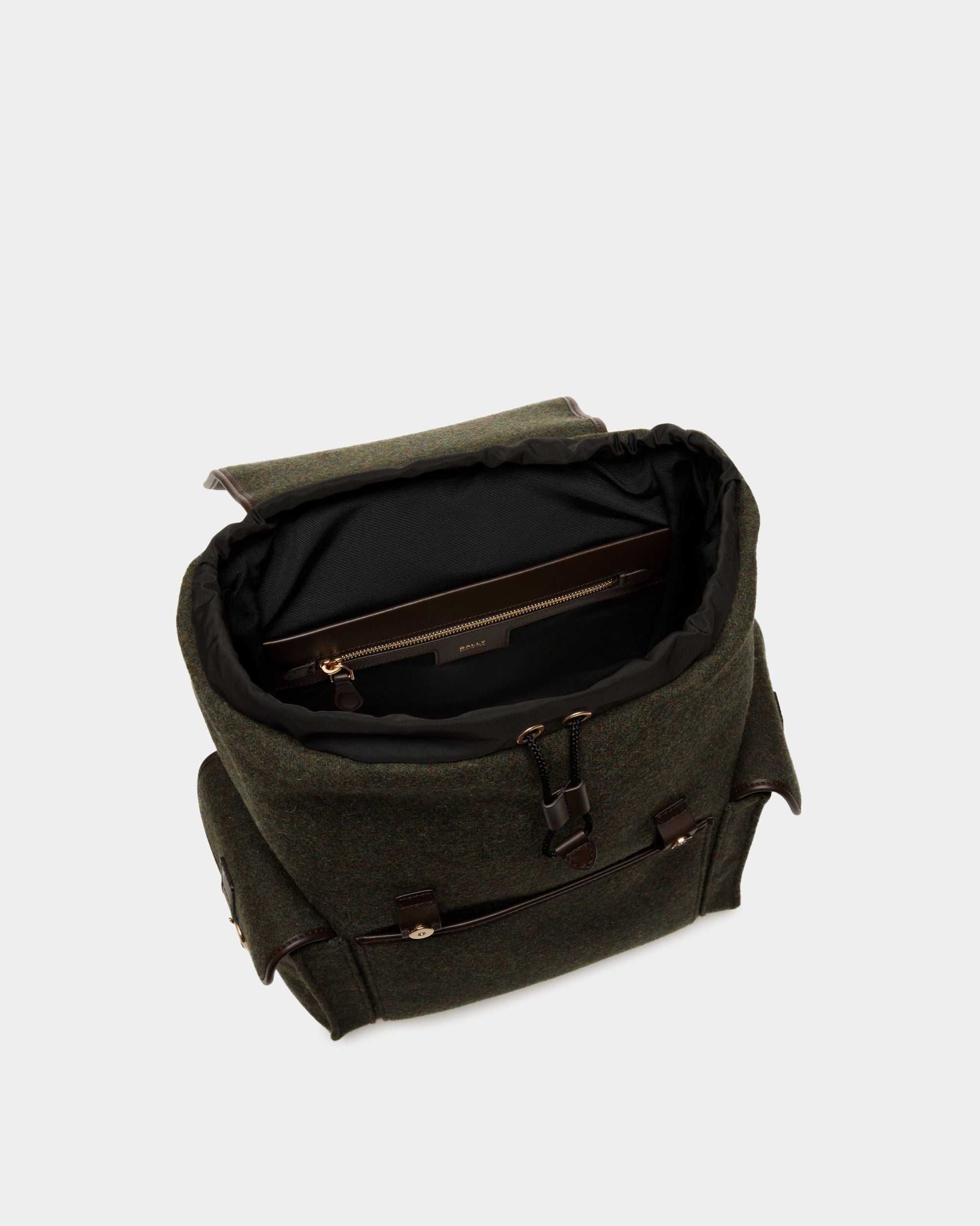 Bally Global - Winter Capsule バックパック ダークグリーン ウール＆エバノブラウン レザー アルパインフラワー - グリーン