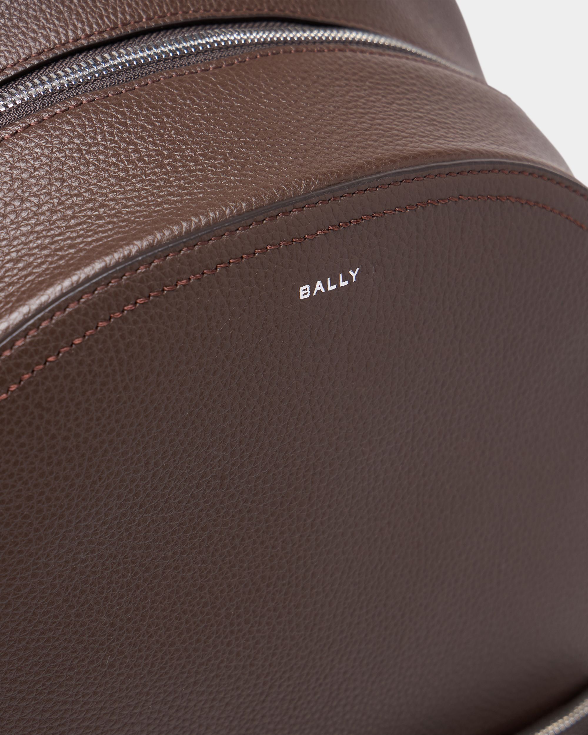 Bally Global - Capitol バックパック エバノ グレインレザー - ブラウン