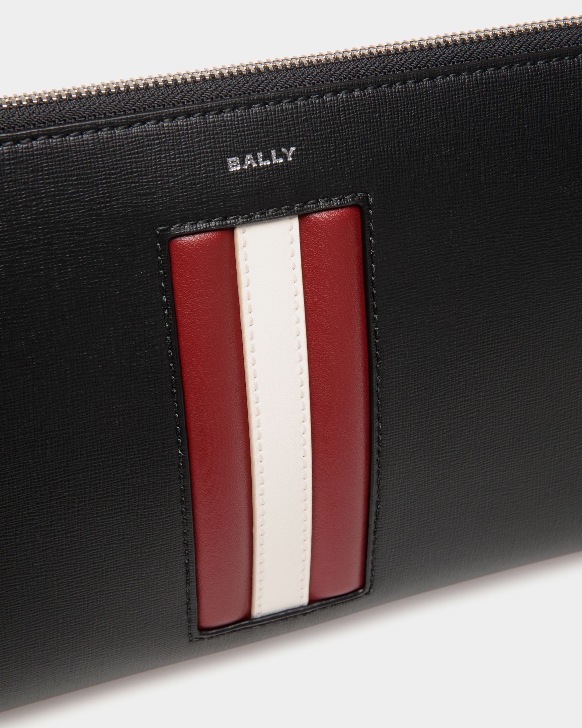 Bally Global - Mythos Pouch In Black Recycled Leather - Black