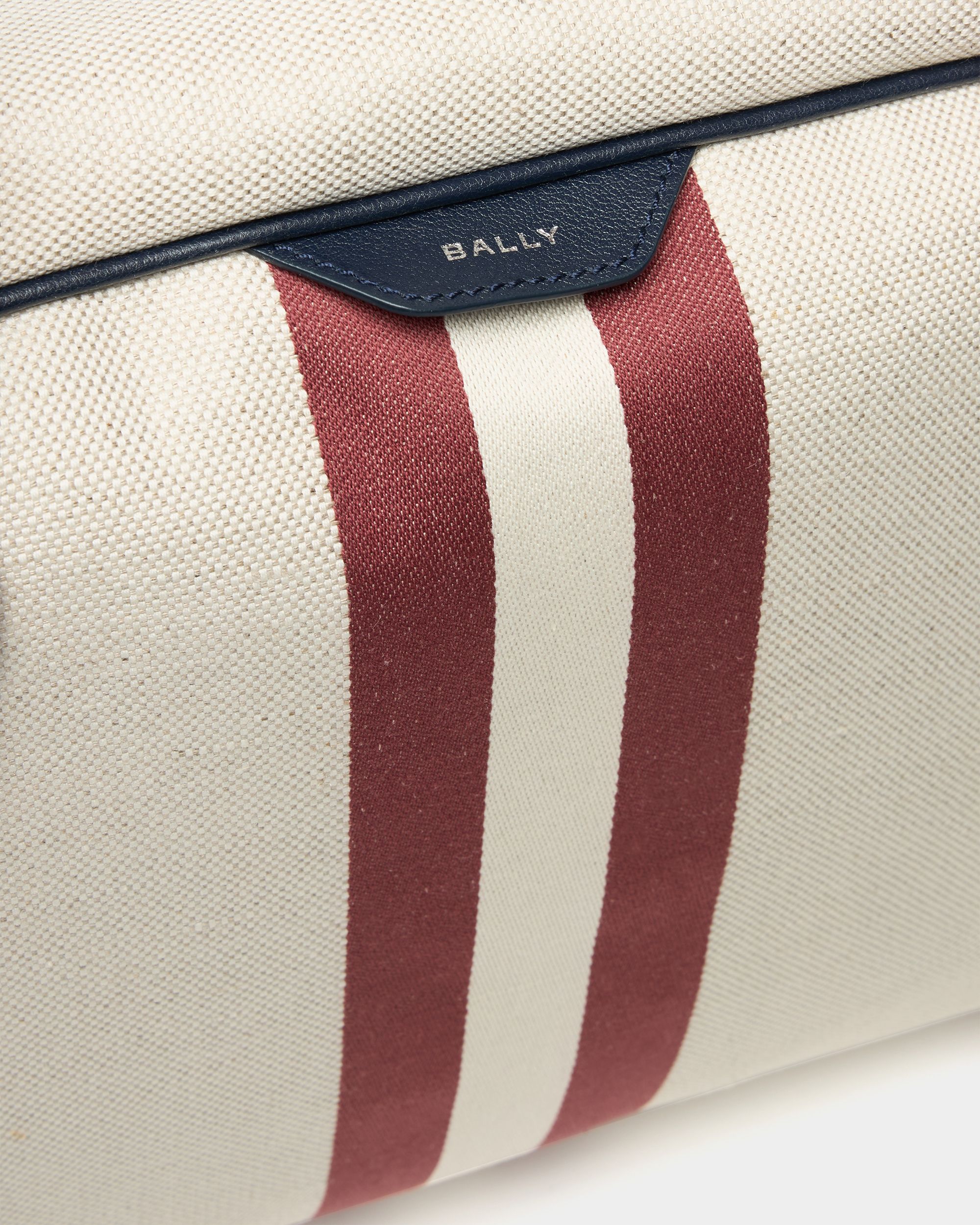 Bally Global - Tennis Collection Duffle Bag in Natural Cotton Canvas and Leather - Beige