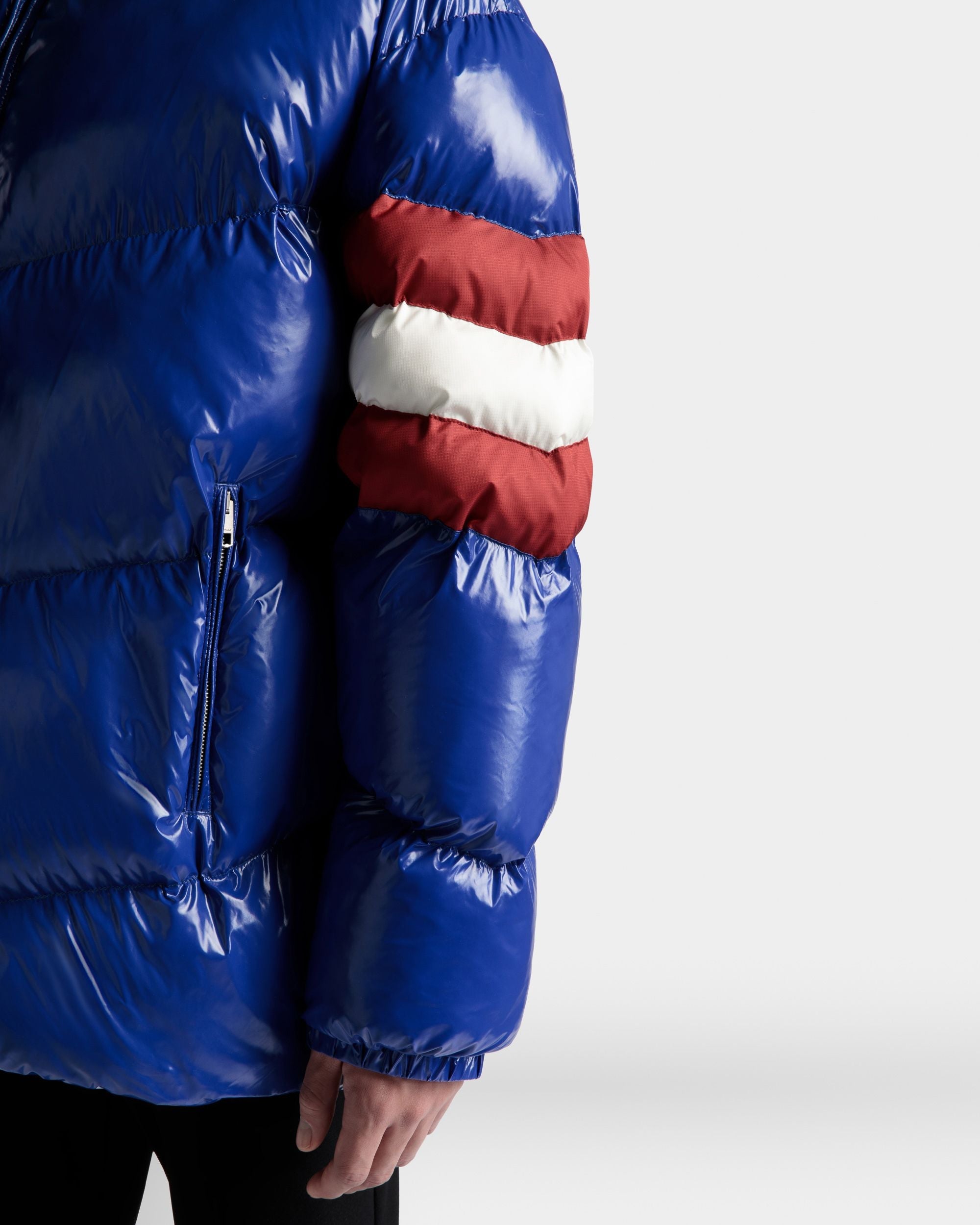 Bally Global - Puffer Jacket In Blue - Blue