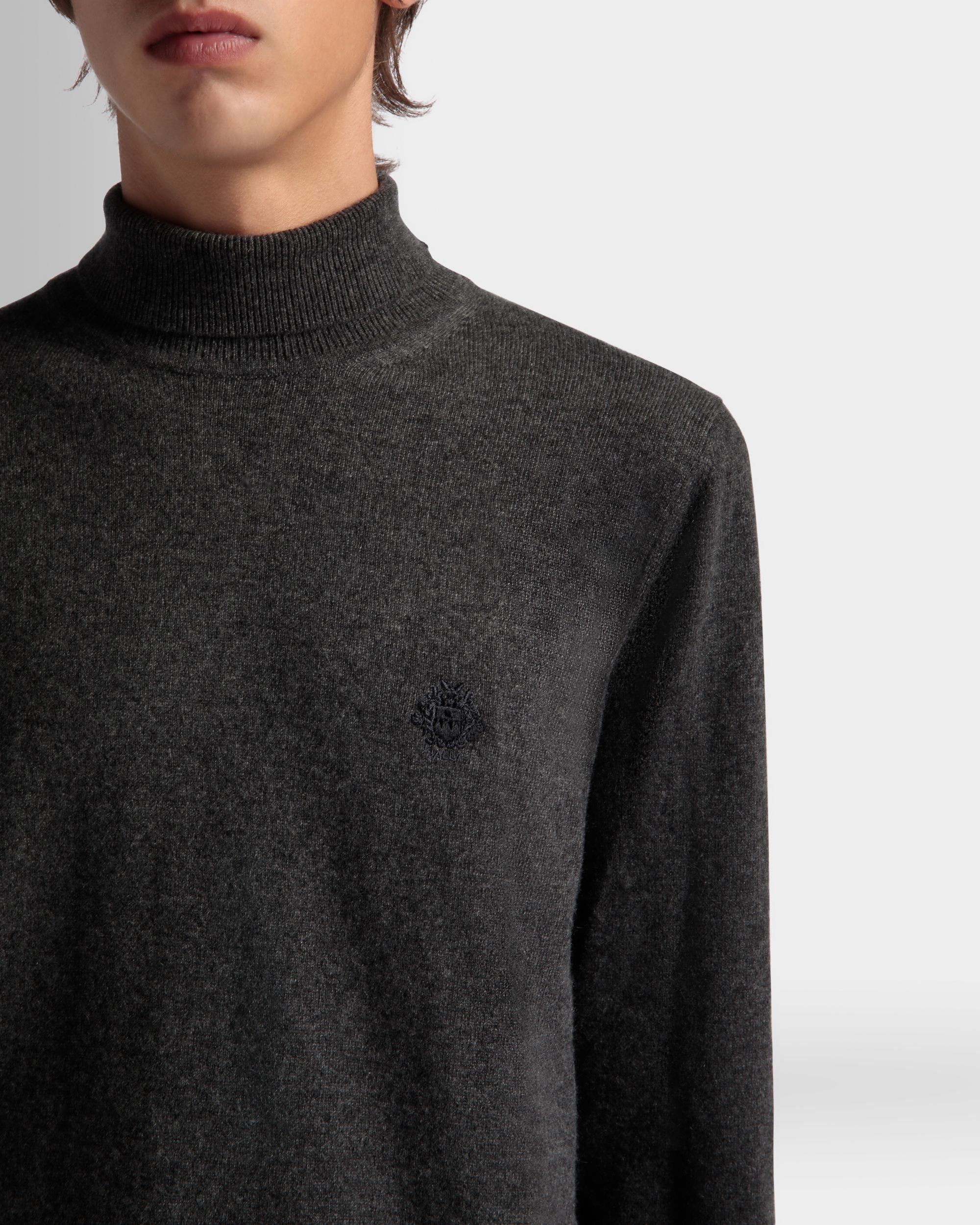 Bally Global - Adrien Brodyトラベルコレクション タートルネック セーター ダークグレー カシミア - グレー