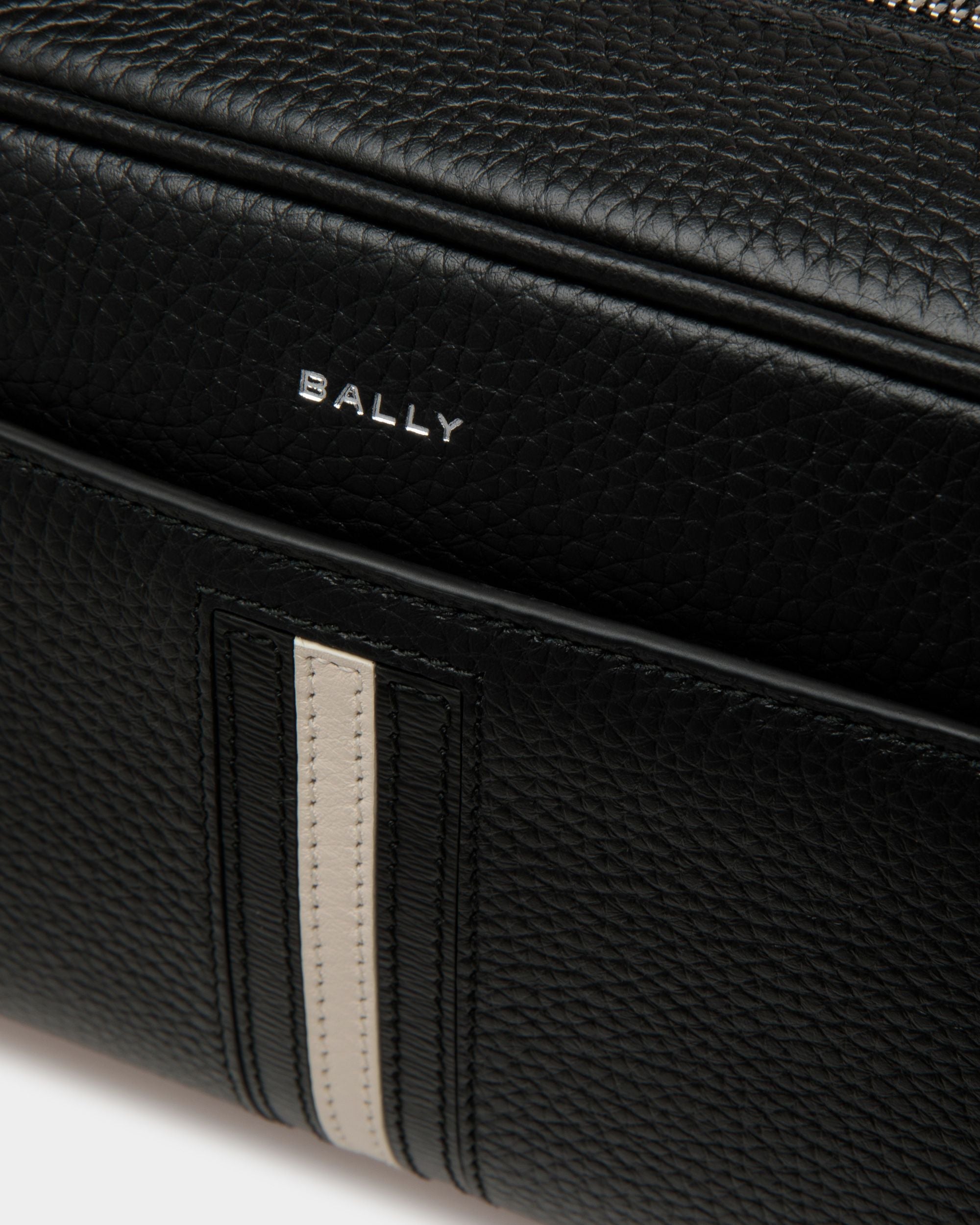 Bally Global - Ribbon Necessaire ブラックグレインレザー - ブラック