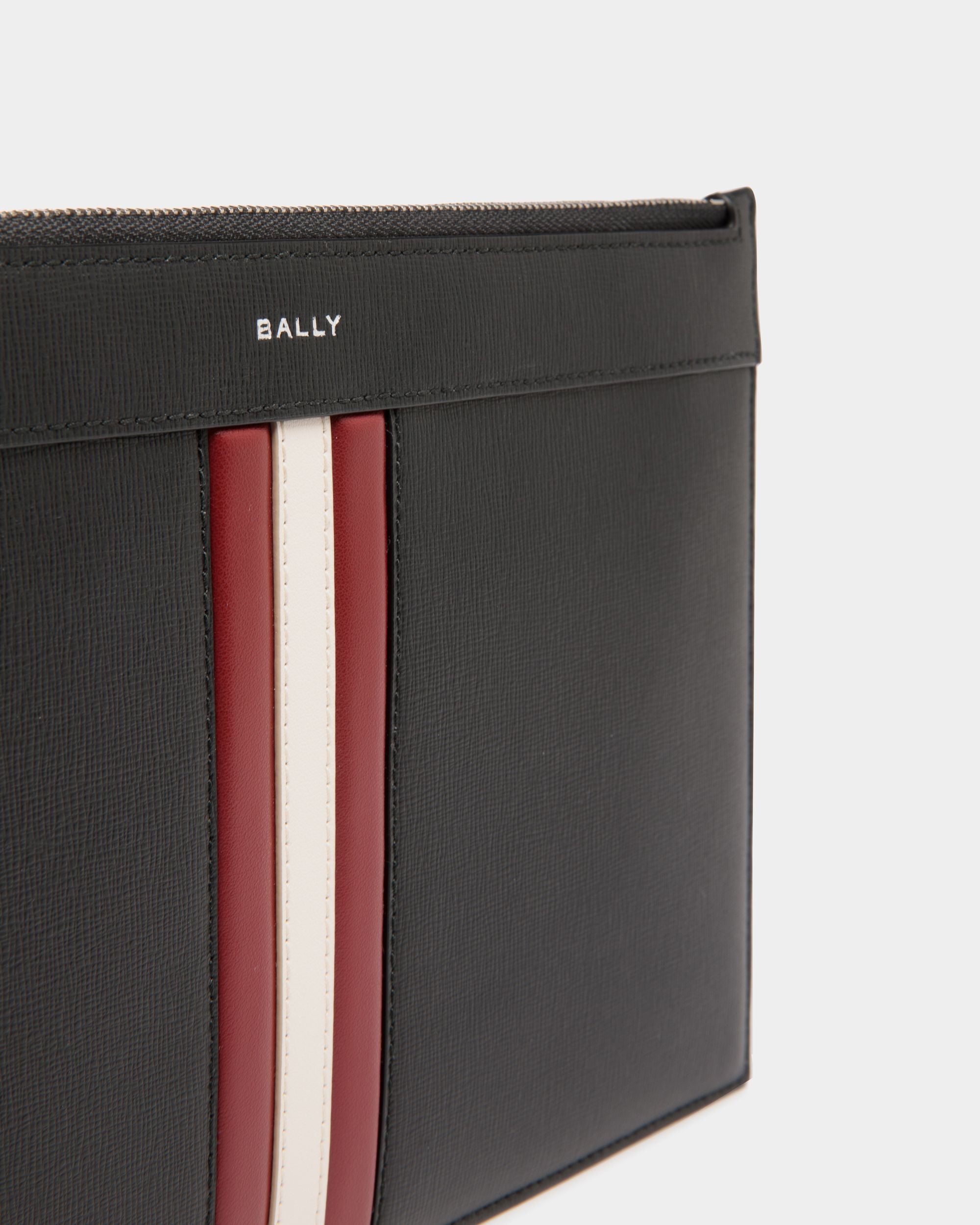Bally Global - Mythos Pochette In Black Recycled Leather - Black