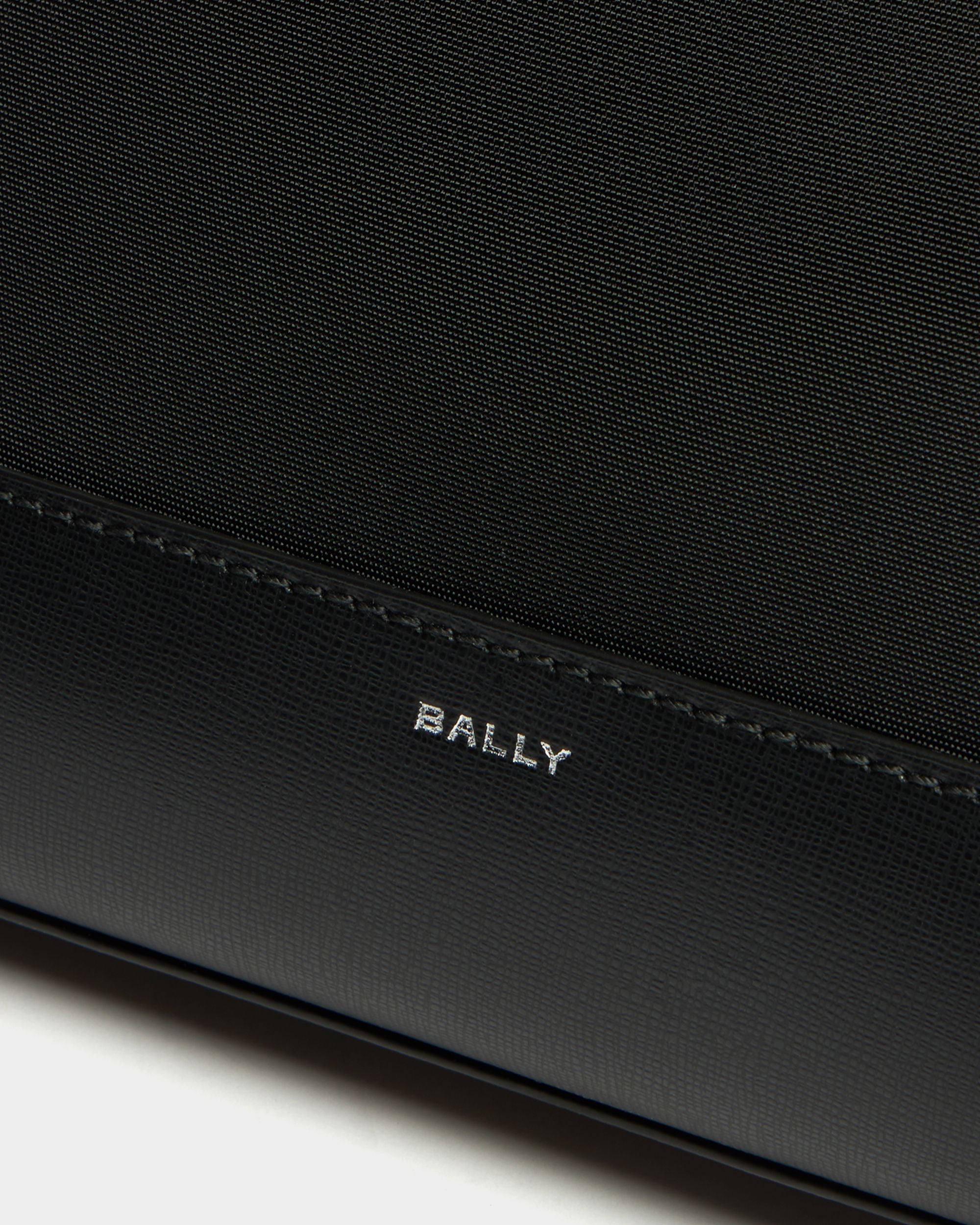 Bally Global - Vogel クラッチ ブラックナイロン リサイクルレザー - ブラック