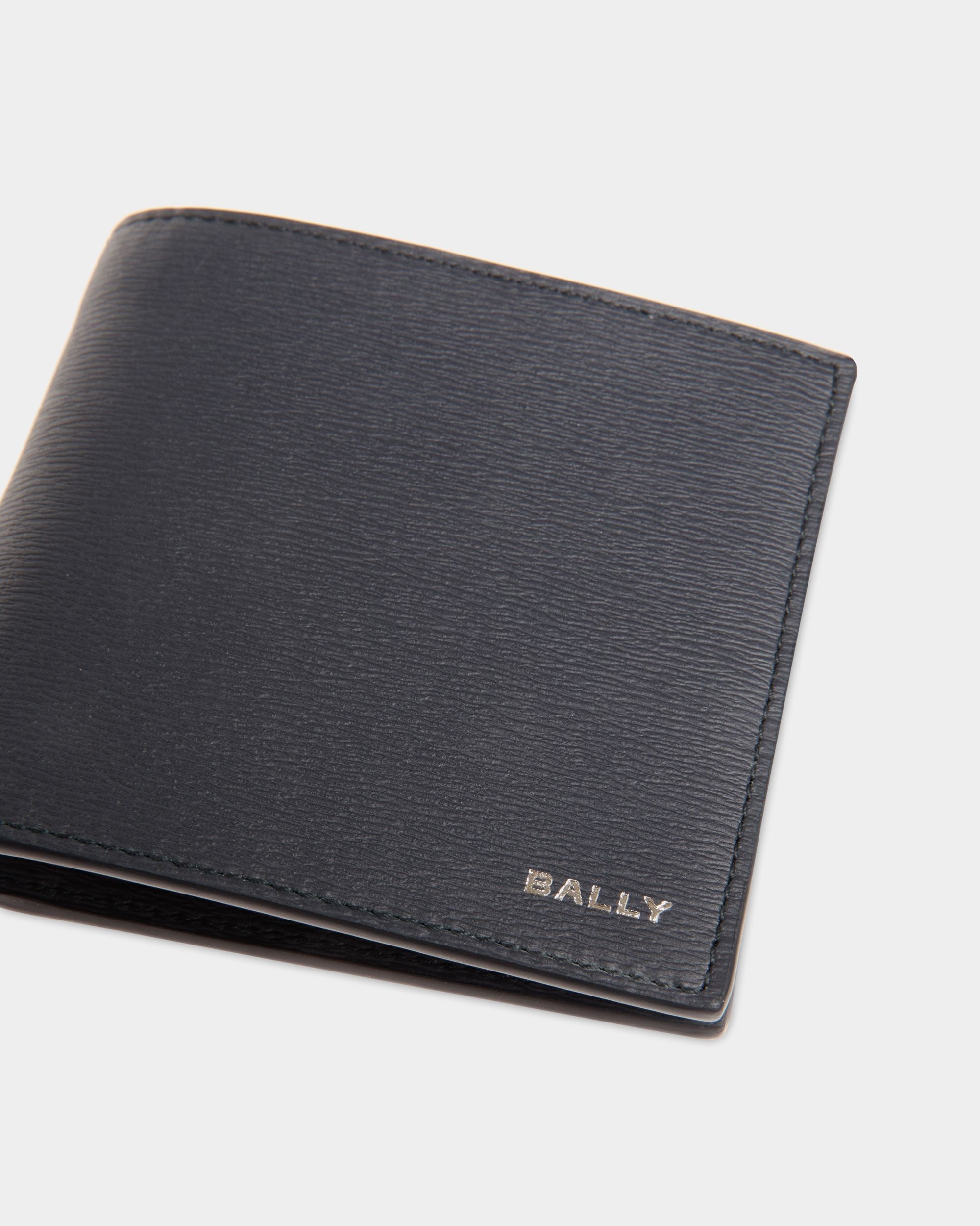 Bally Global - Crossing Bifold in Navy Blue Grained Leather - Blue