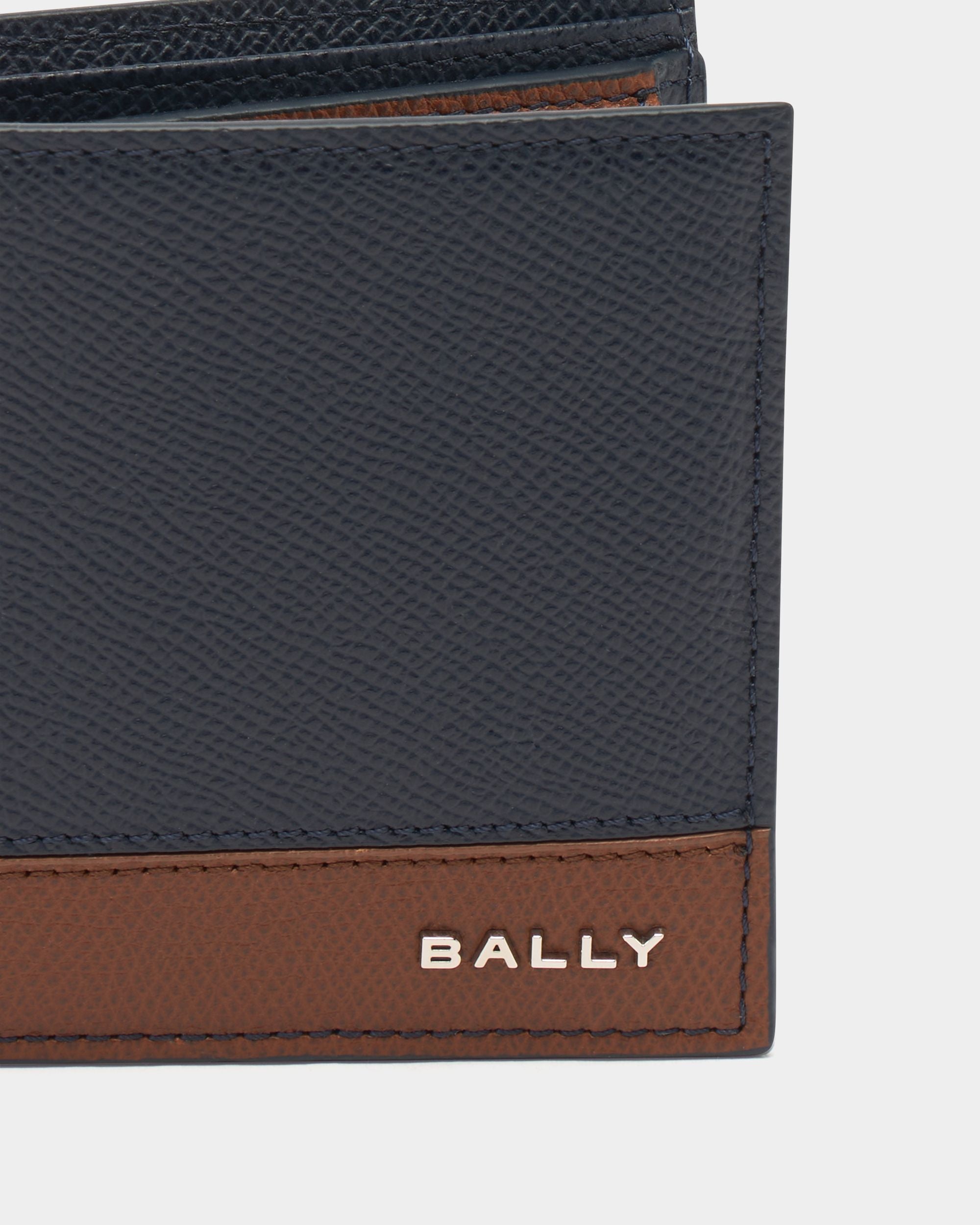 Bally Global - Bally Essential ウォレット ネイビーブルーグレインレザー - ブルー