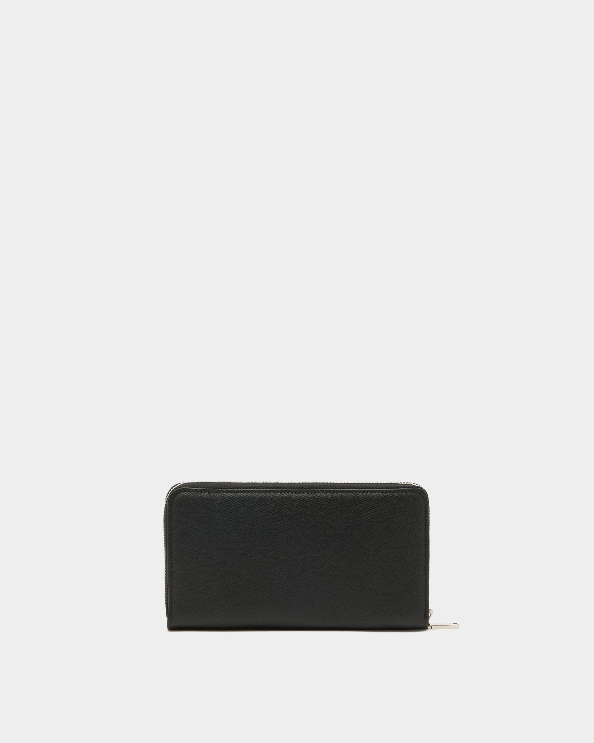 Bally Global - Bally Essential Zip Around Wallet in Black Grained Leather - Black
