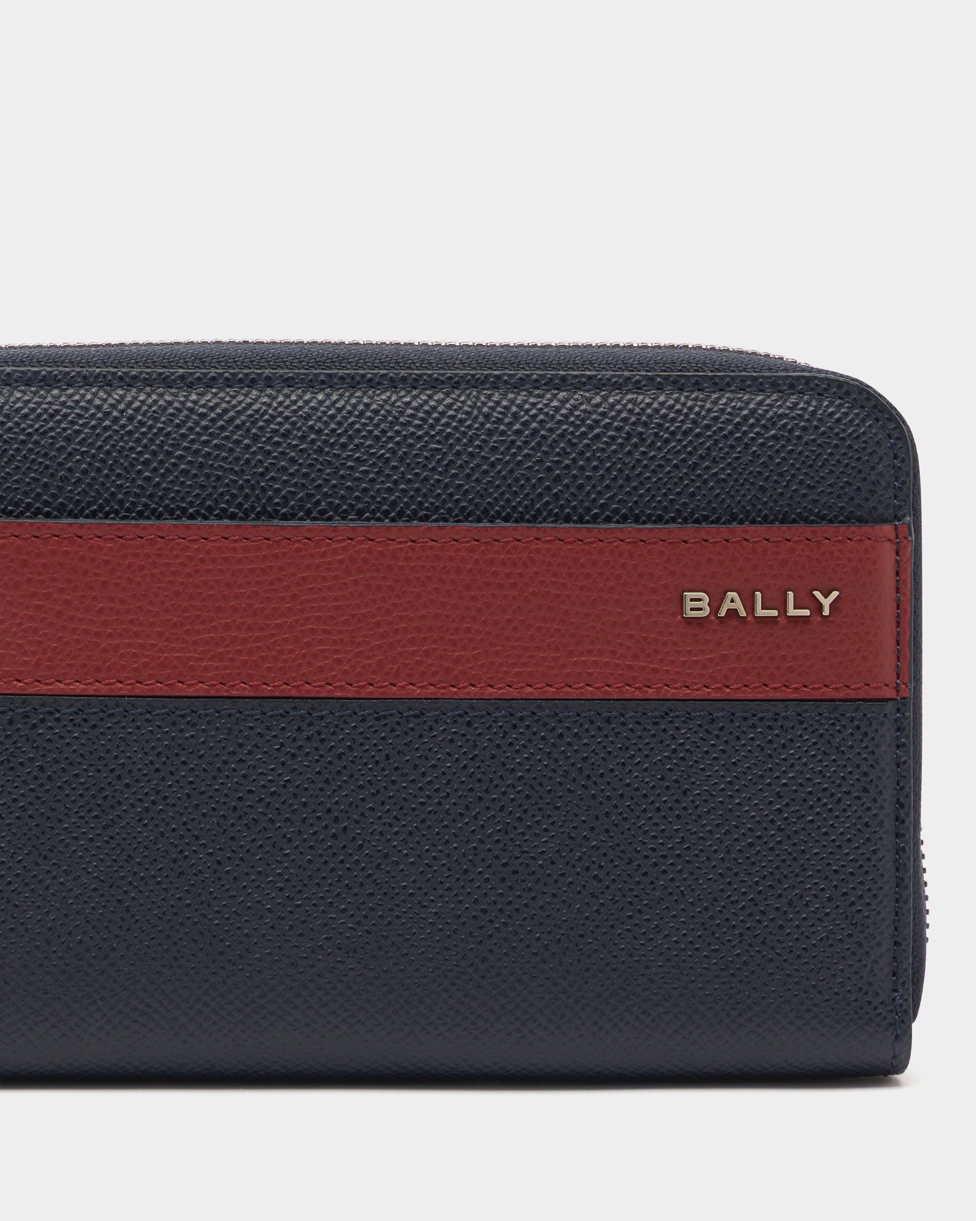 Bally Global - Bally Essential ジップアラウンドウォレット ネイビーブルーグレインレザー - ブルー