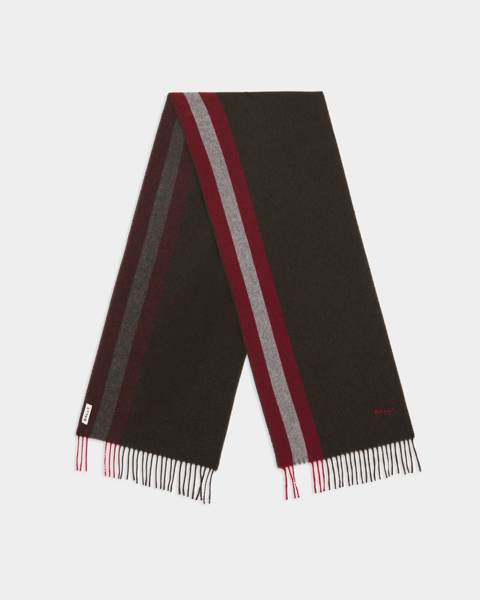 Bally Global - Scarf in a Military Green Cashmere Blend - Green