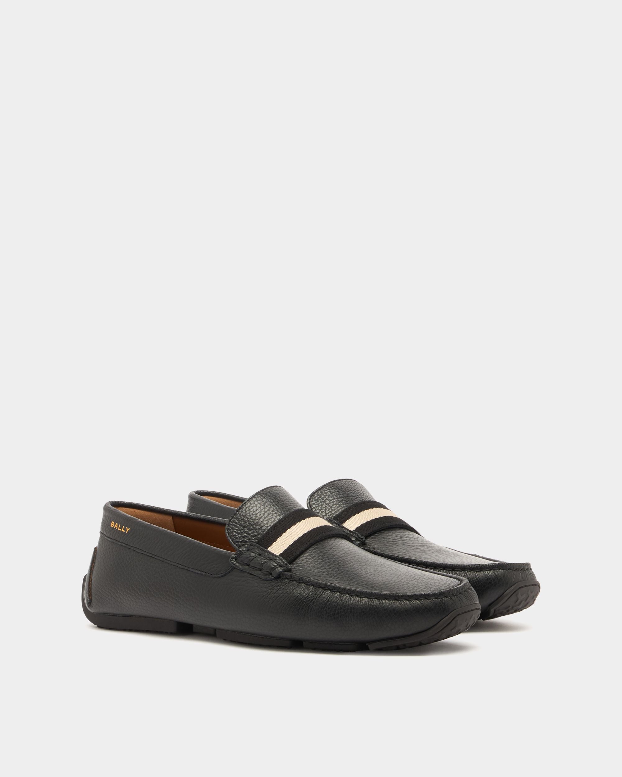 Bally Global - Pilot Driver in Black Grained Leather - Brown