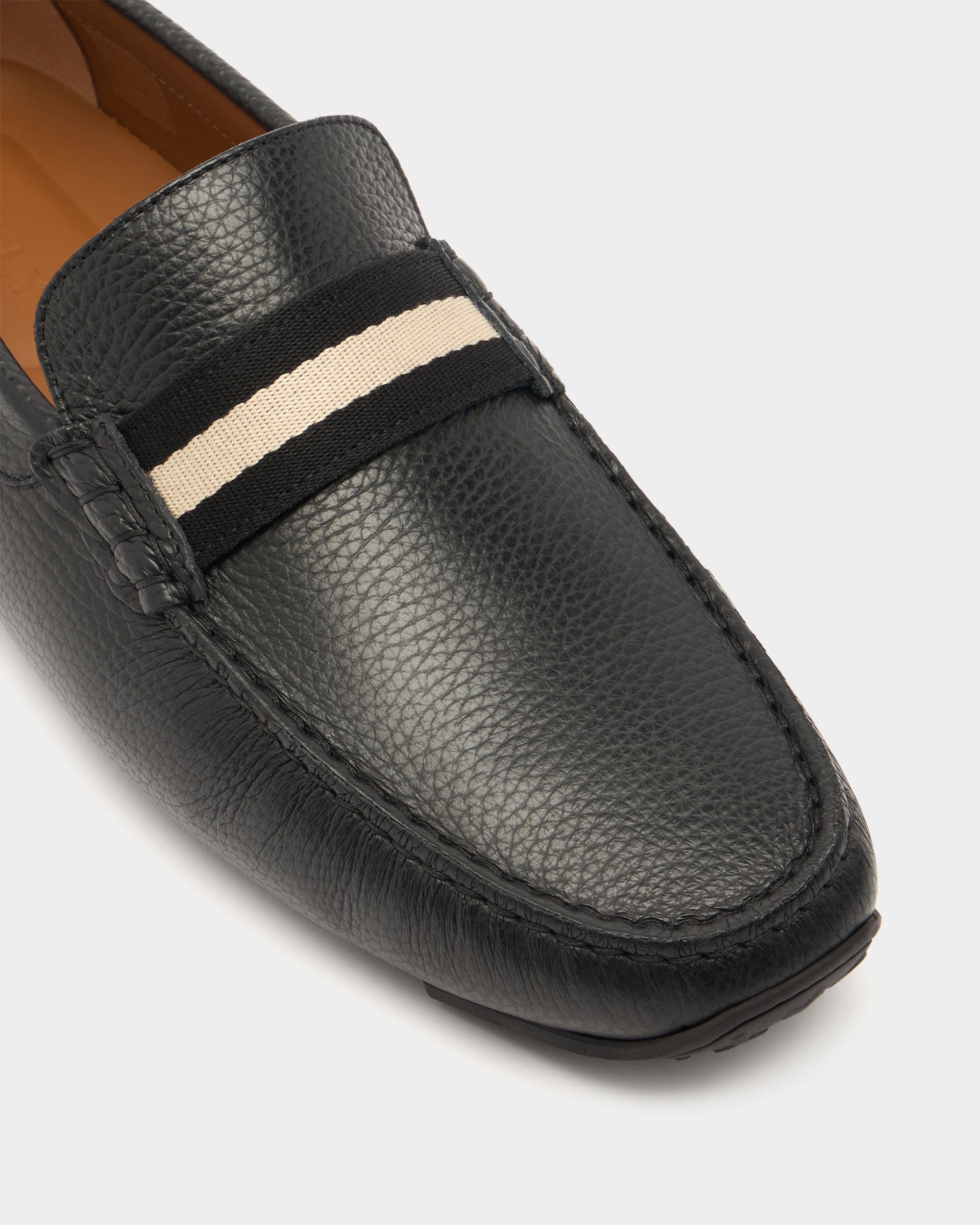 Bally Global - Pilot Driver in Black Grained Leather - Brown