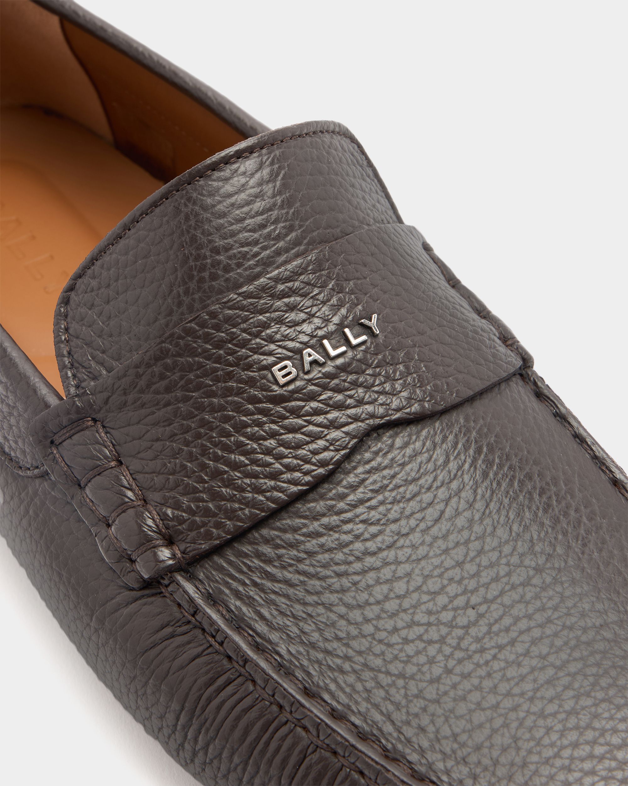 Bally Global - Pilot Driver in Ebano Grained Leather - Brown