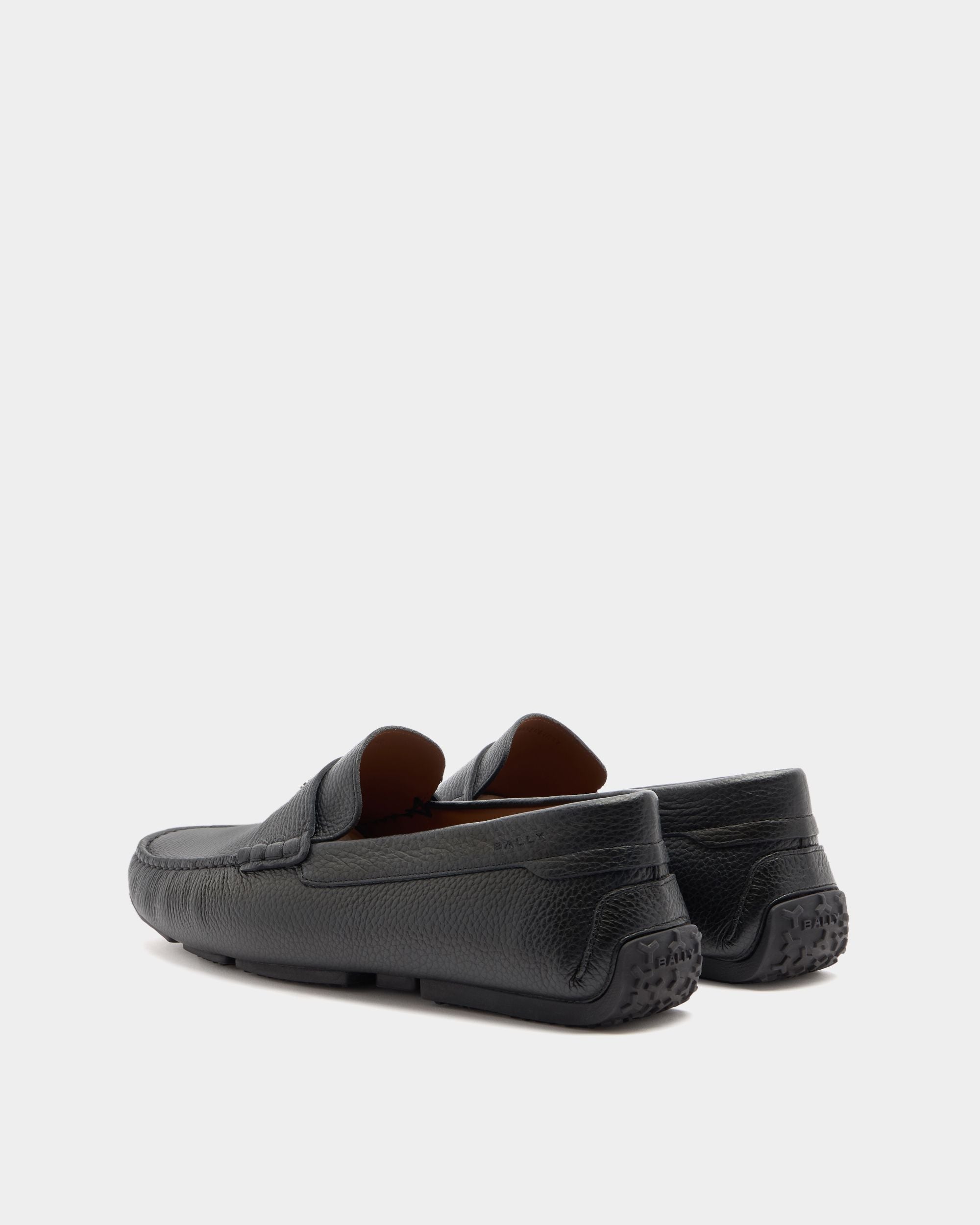 Bally Global - Pilot Driver in Black Grained Leather - Black