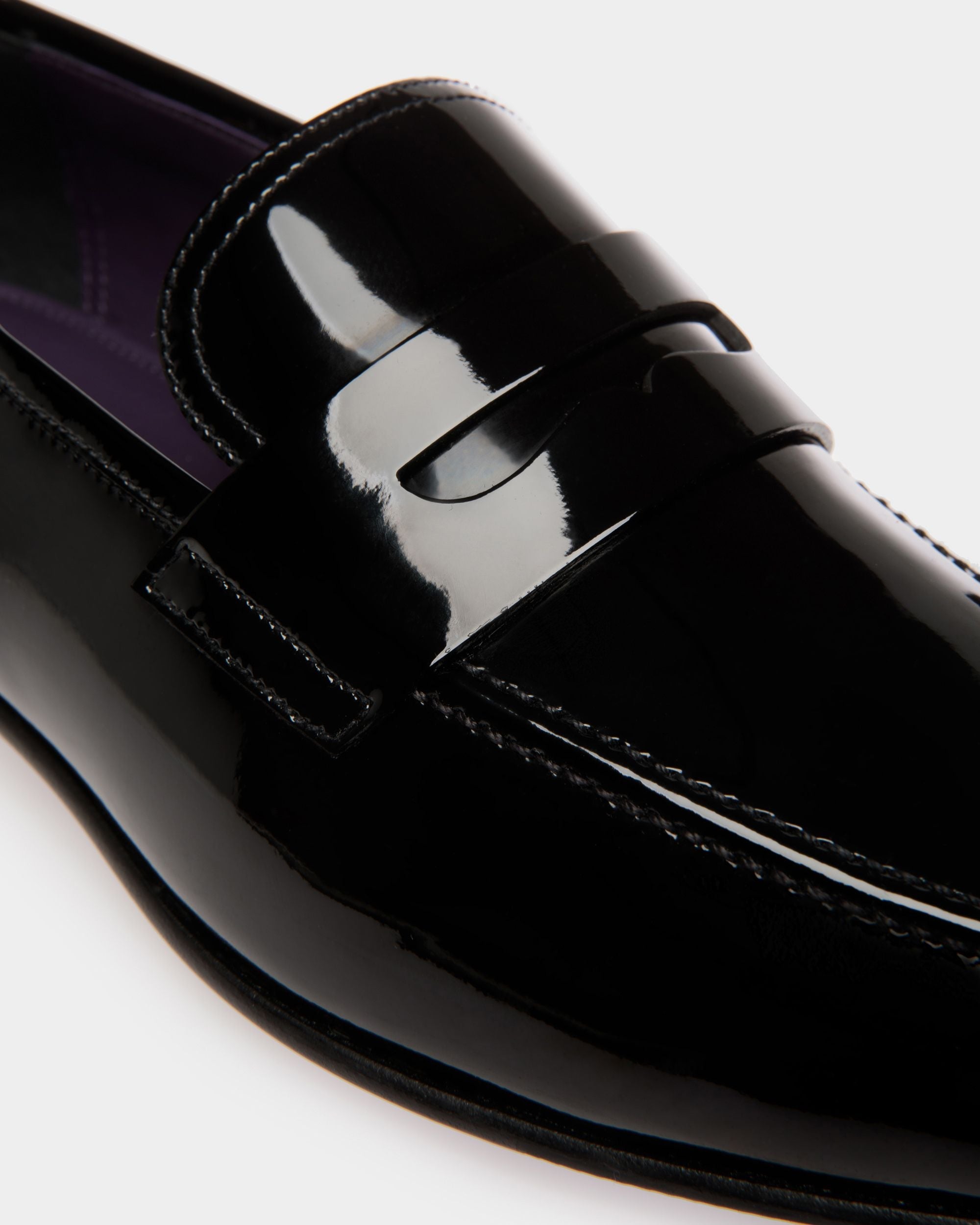 Bally Global - Suisse Loafer in Black Patent Leather - Black