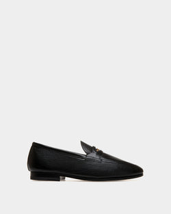 Plume Loafer in Black Grained Leather