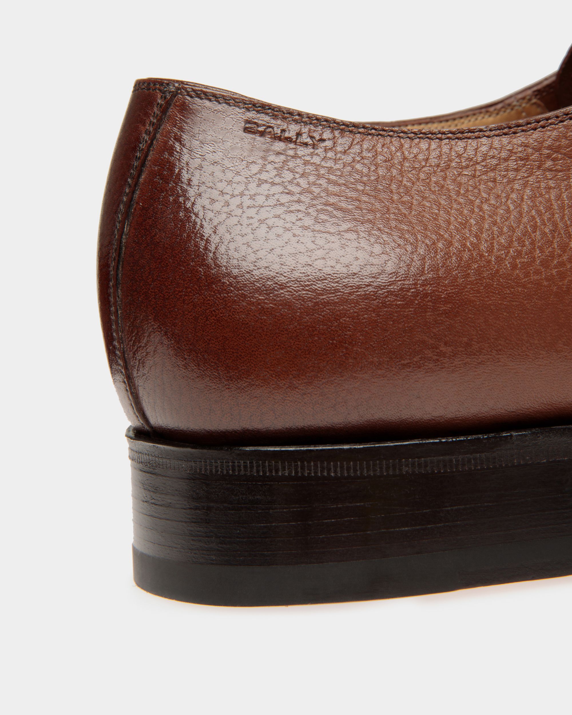 Bally Global - Schoenen Loafer in Embossed Leather - Brown