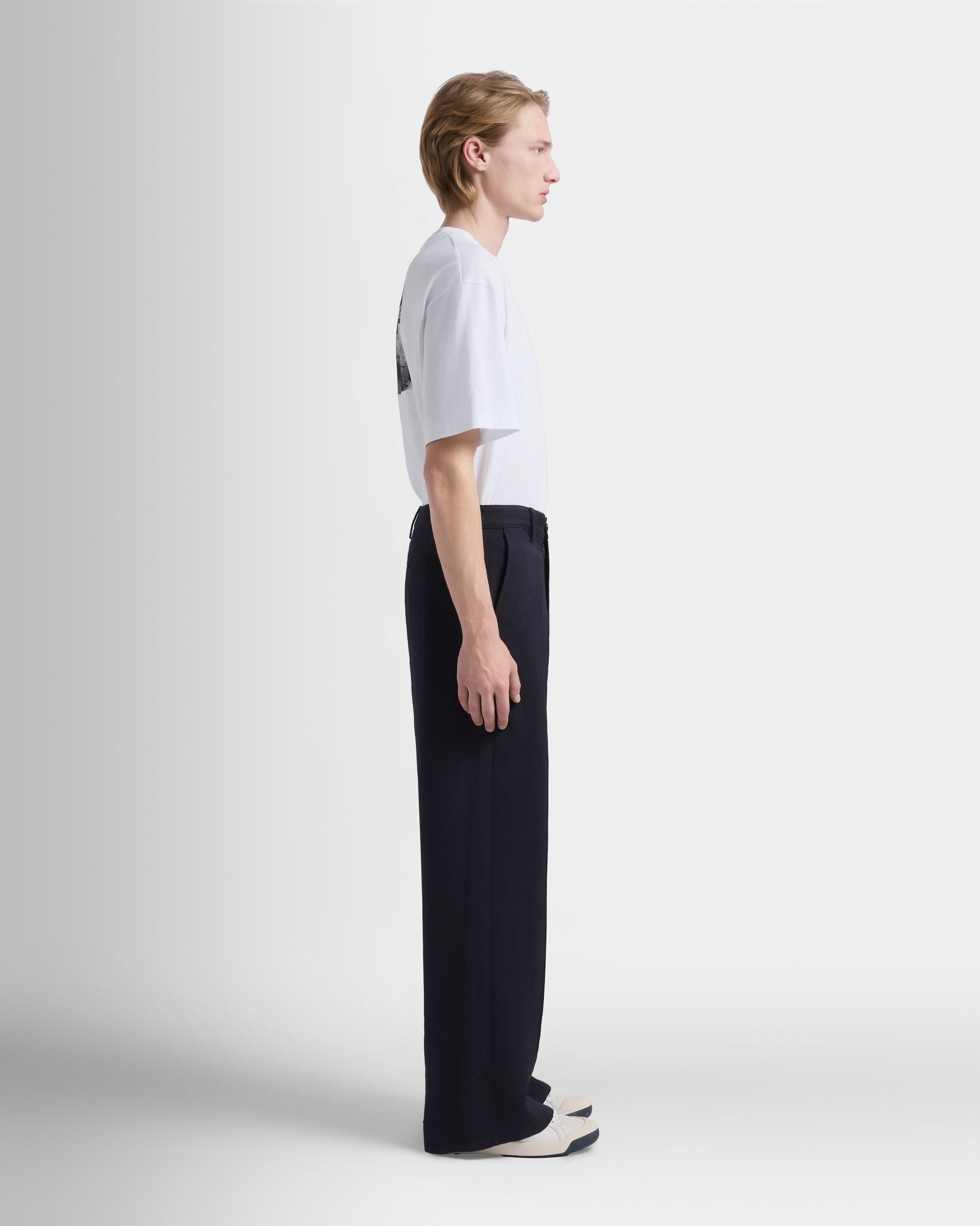 Bally Global - クリスマスカプセル Pants ネイビーブルーツイル - ブルー