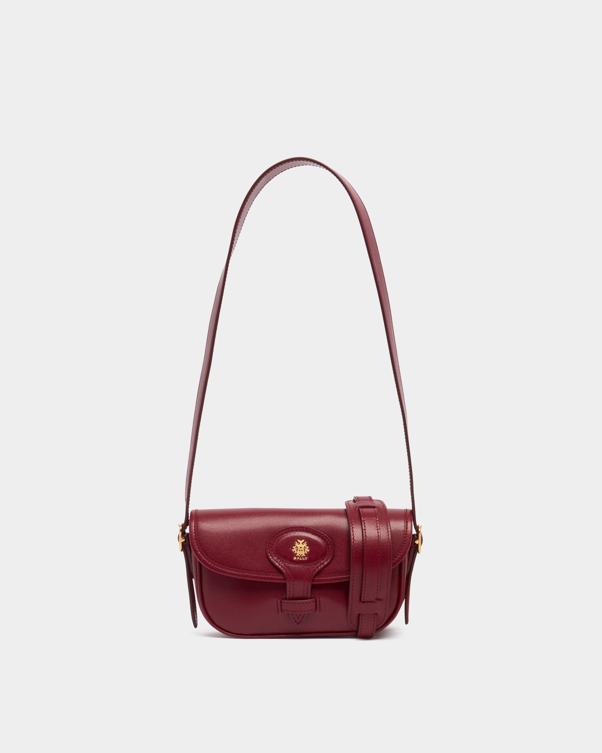 BALLY_WAC04C_VT769_U3F9O_01.