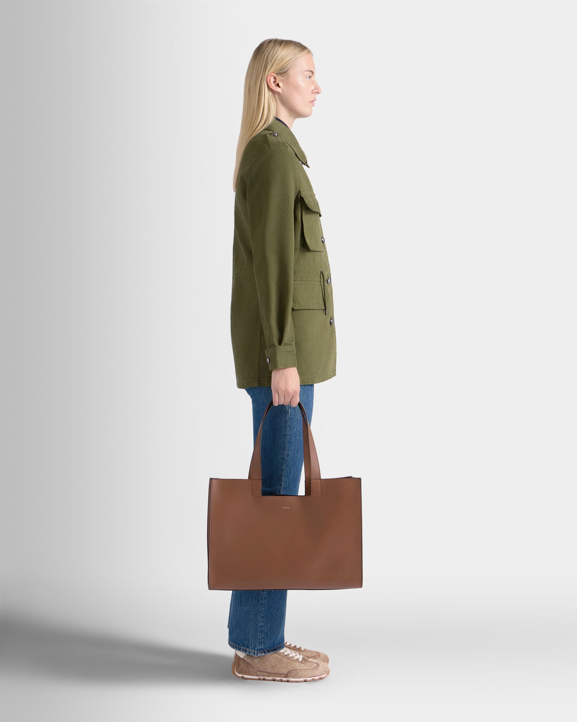 Bally Global - Easy Bally Tote Bag in Brown Leather - Brown