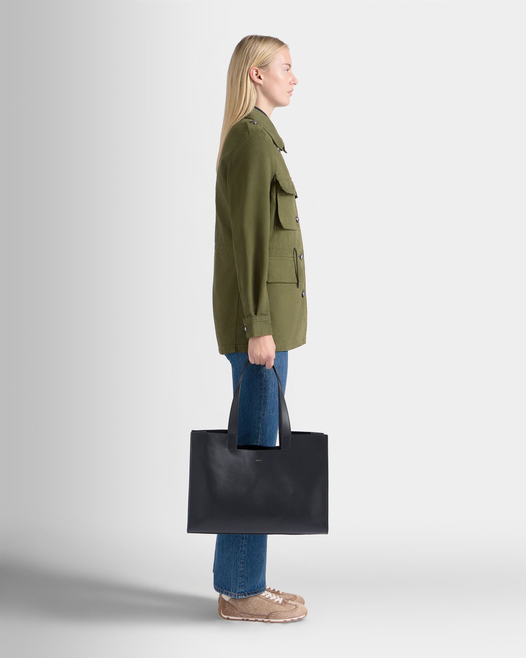 Bally Global - Easy Bally Tote Bag in Black Leather - Black