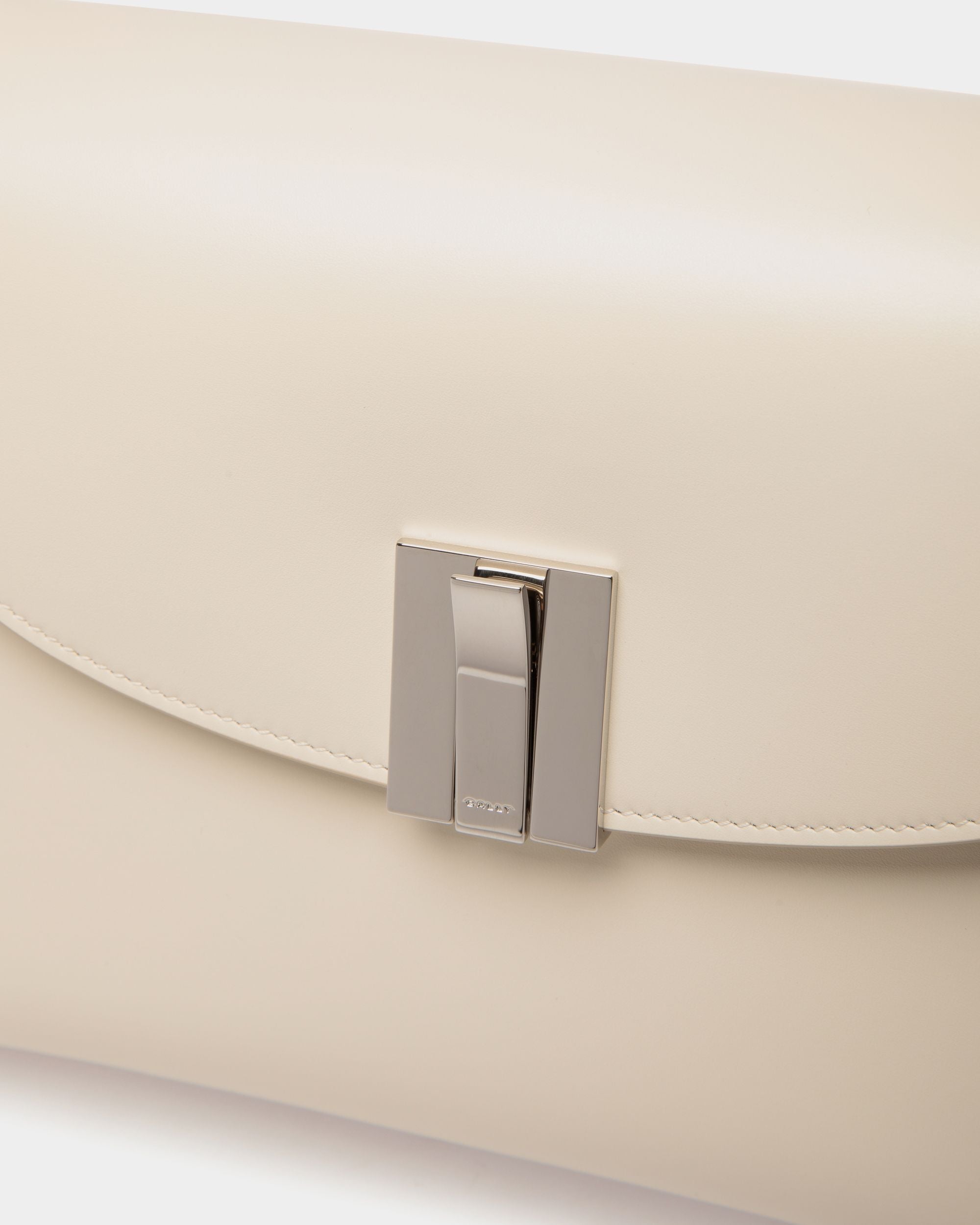 Bally Global - Ollam Shoulder Bag in White Leather - White