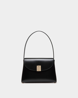 Ollam Shoulder Bag in Black Leather