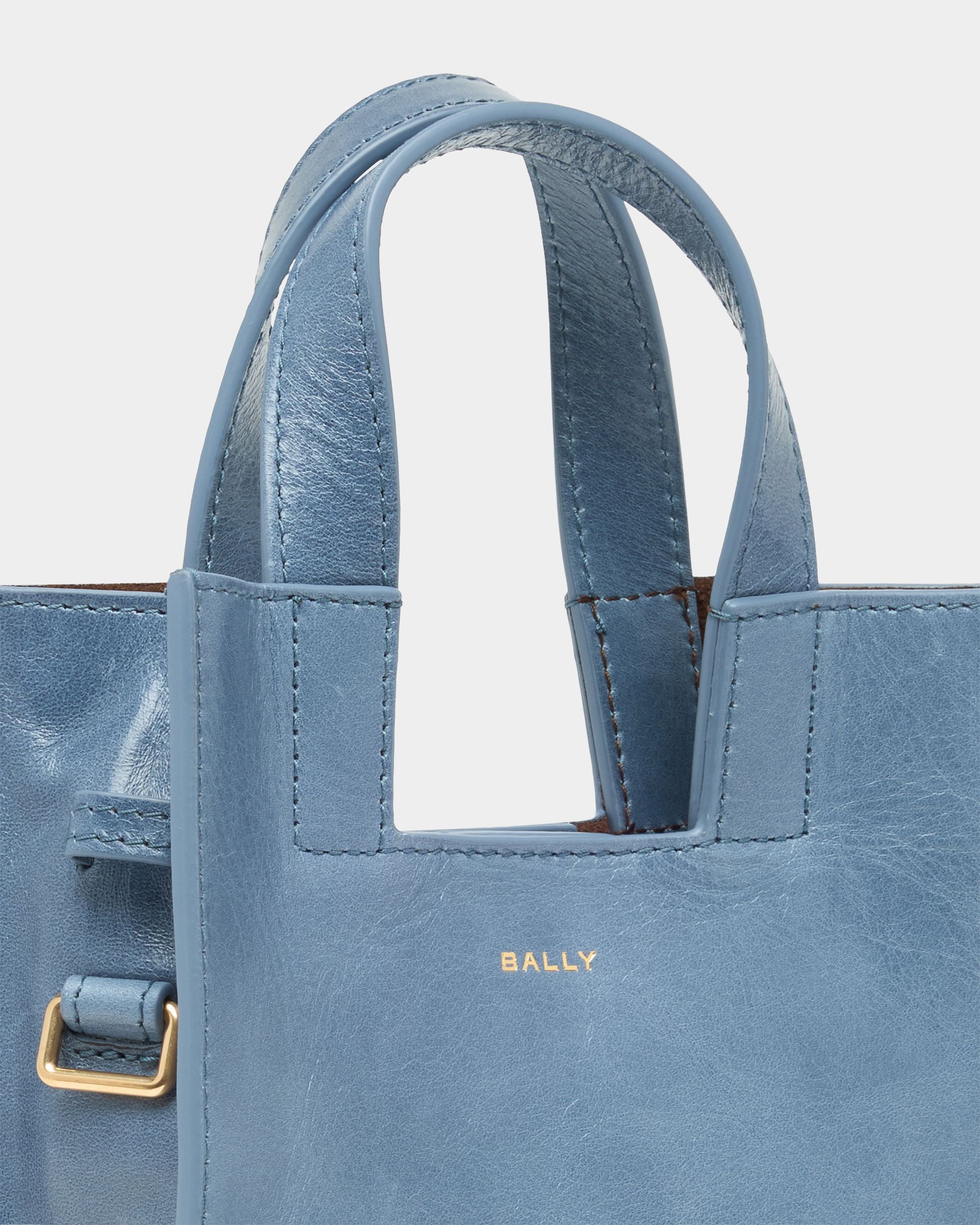 Bally Global - Easy Bally Small Tote Bag in Light Blue Leather - Blue