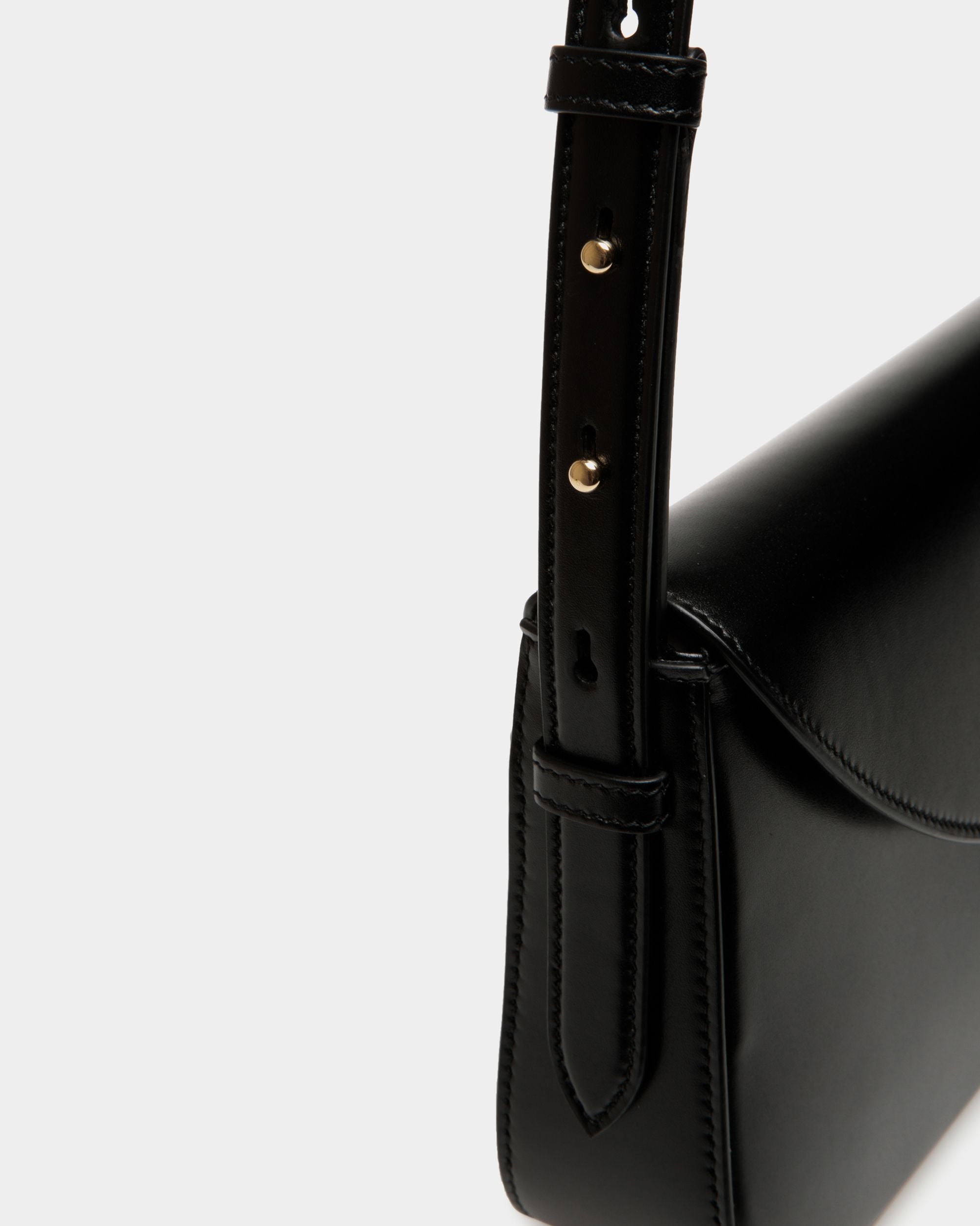 Bally Global - Ollam Small Shoulder Bag in Black Leather - Black