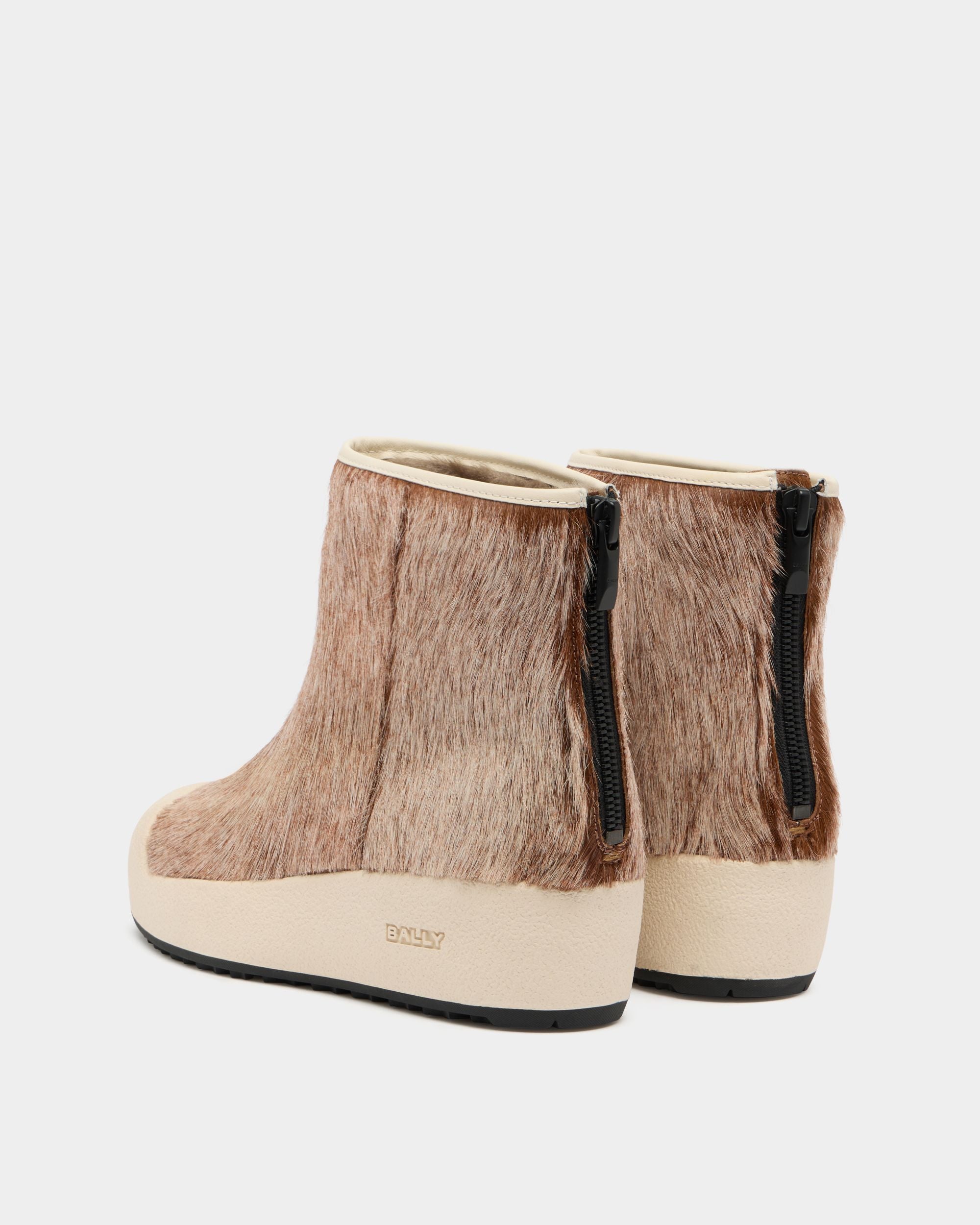 Bally Global - Bally Curling ブーティ ホワイト ヘアカーフ - ホワイト