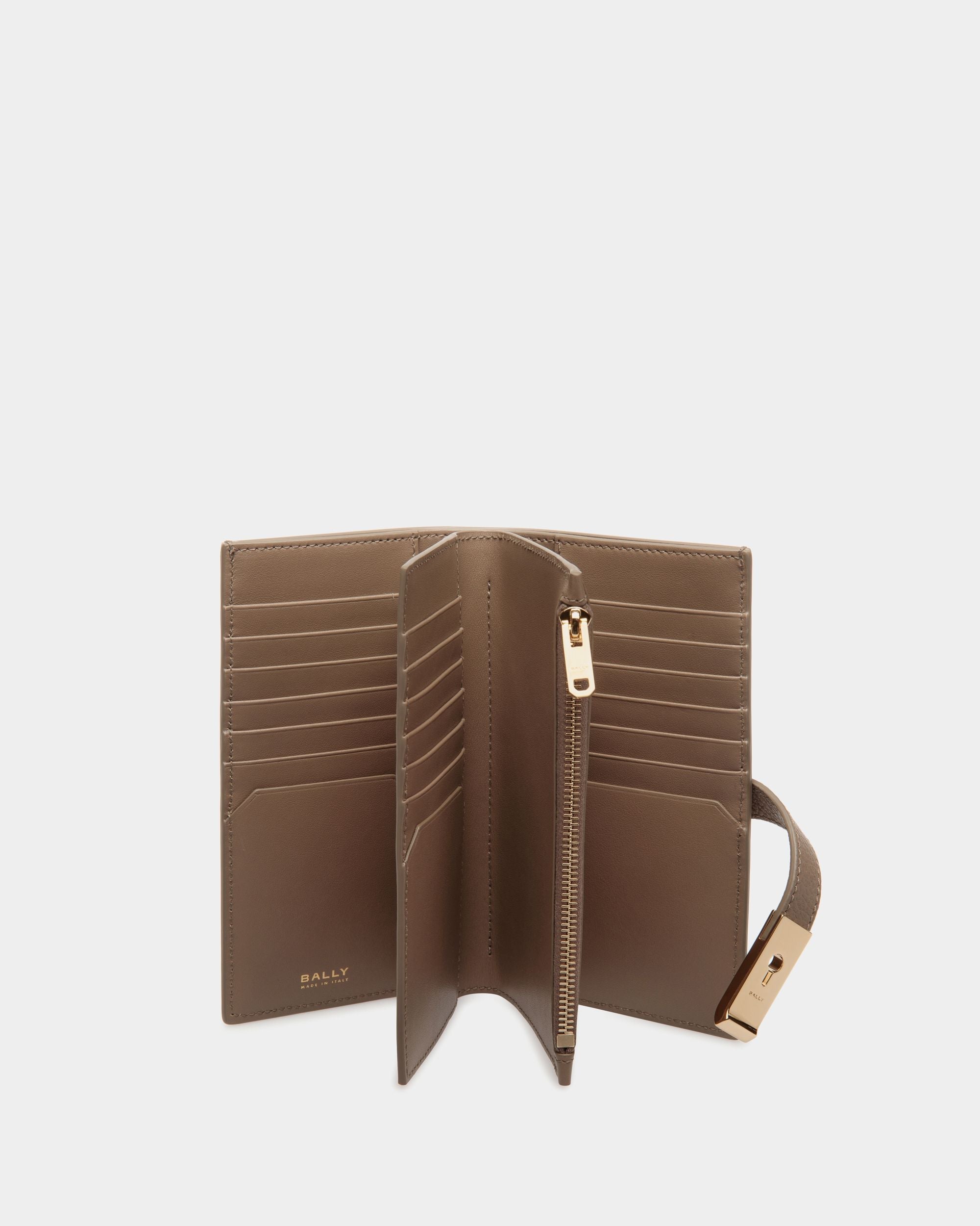 Bally Global - Lock Me Long Wallet In Taupe Grained Leather - Brown