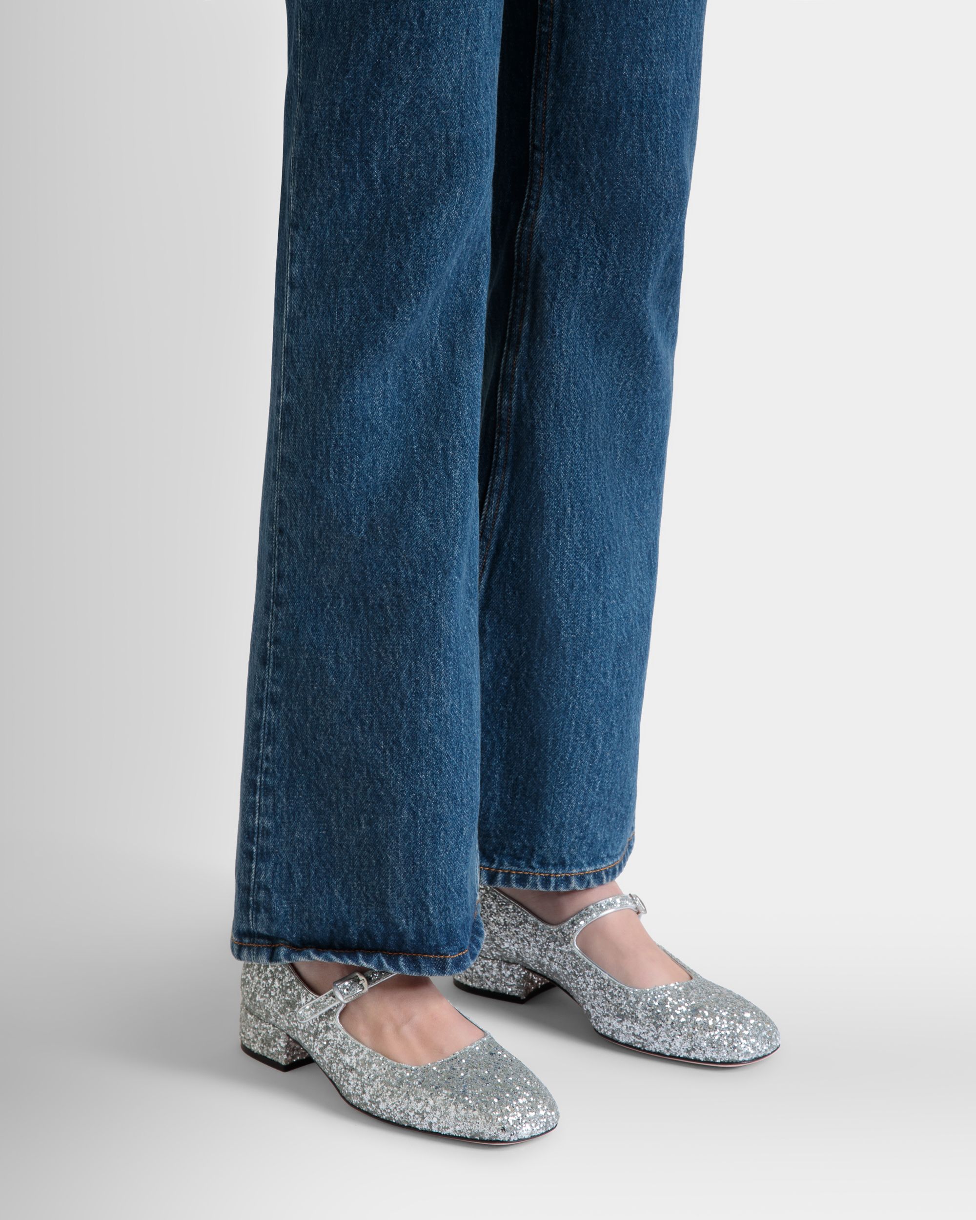 Bally Global - Ballyrina Pump in Silver Fabric - Grey