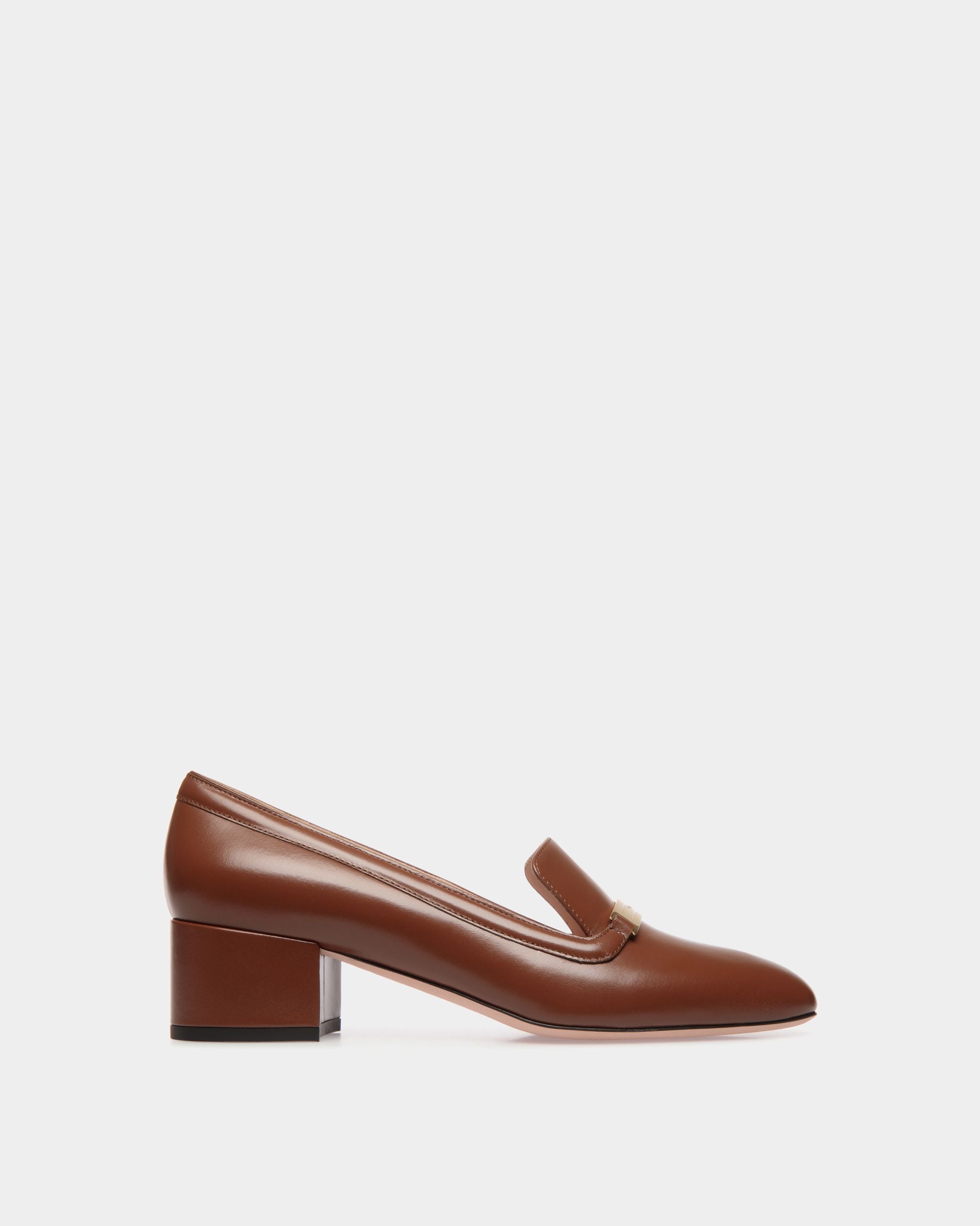 Bally Global - Deco Pump in Brown Leather - Brown