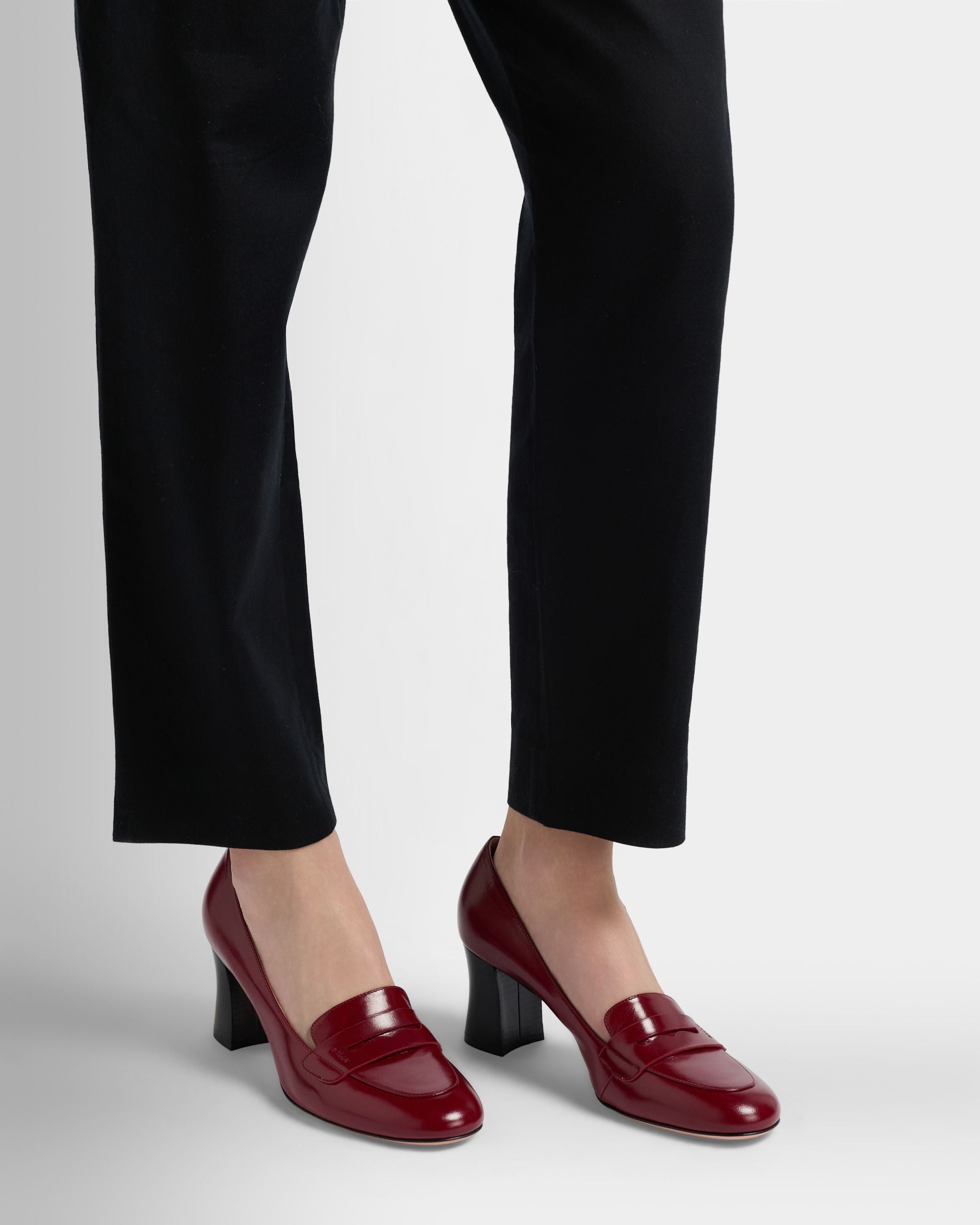 Bally Global - Saule ローファー パンプス ルビーレッドレザー - レッド