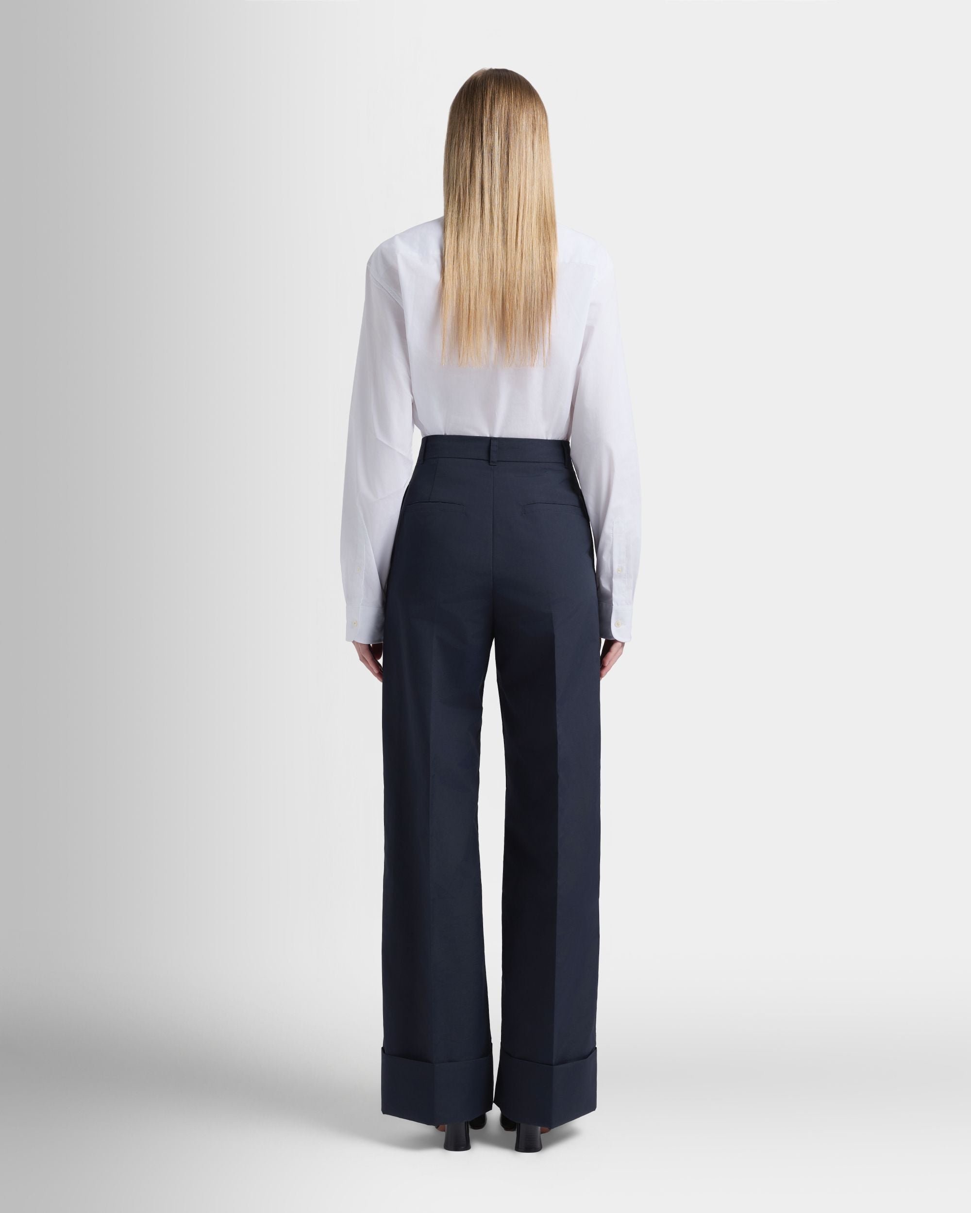 Bally Global - トラウザーズ ネイビーブルーナイロン - ブルー