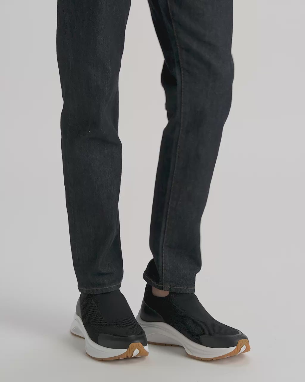 Bally Global - Woge Sneaker in Black Fabric - Black