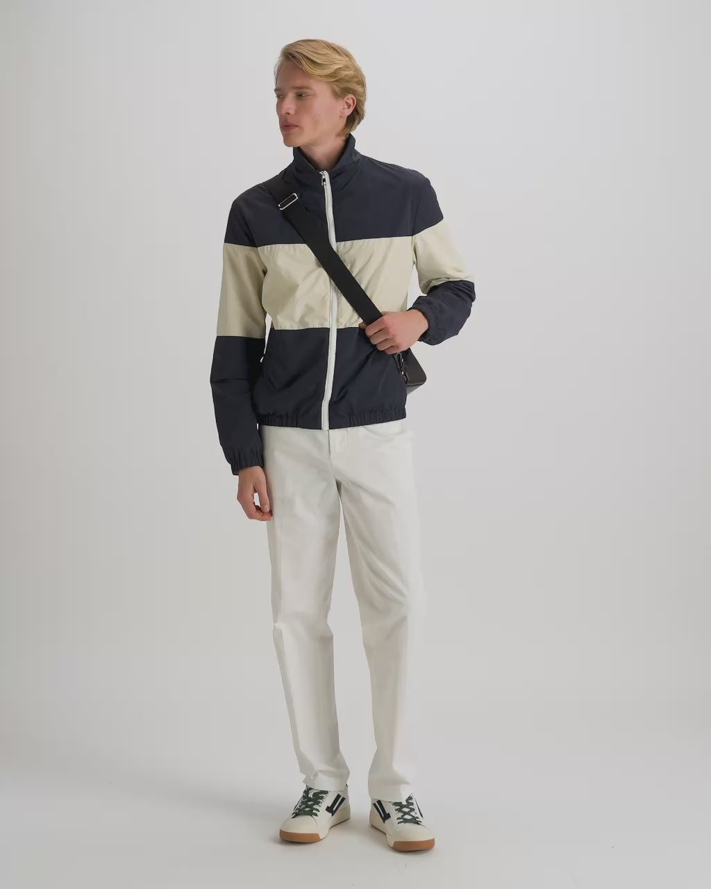 Bally Global - Ray スリングバッグ チョコレートレザー - ブラウン