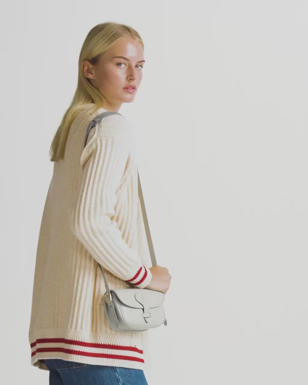 Product Video BALLY_VID_WAC04C_VT769_U511O_01