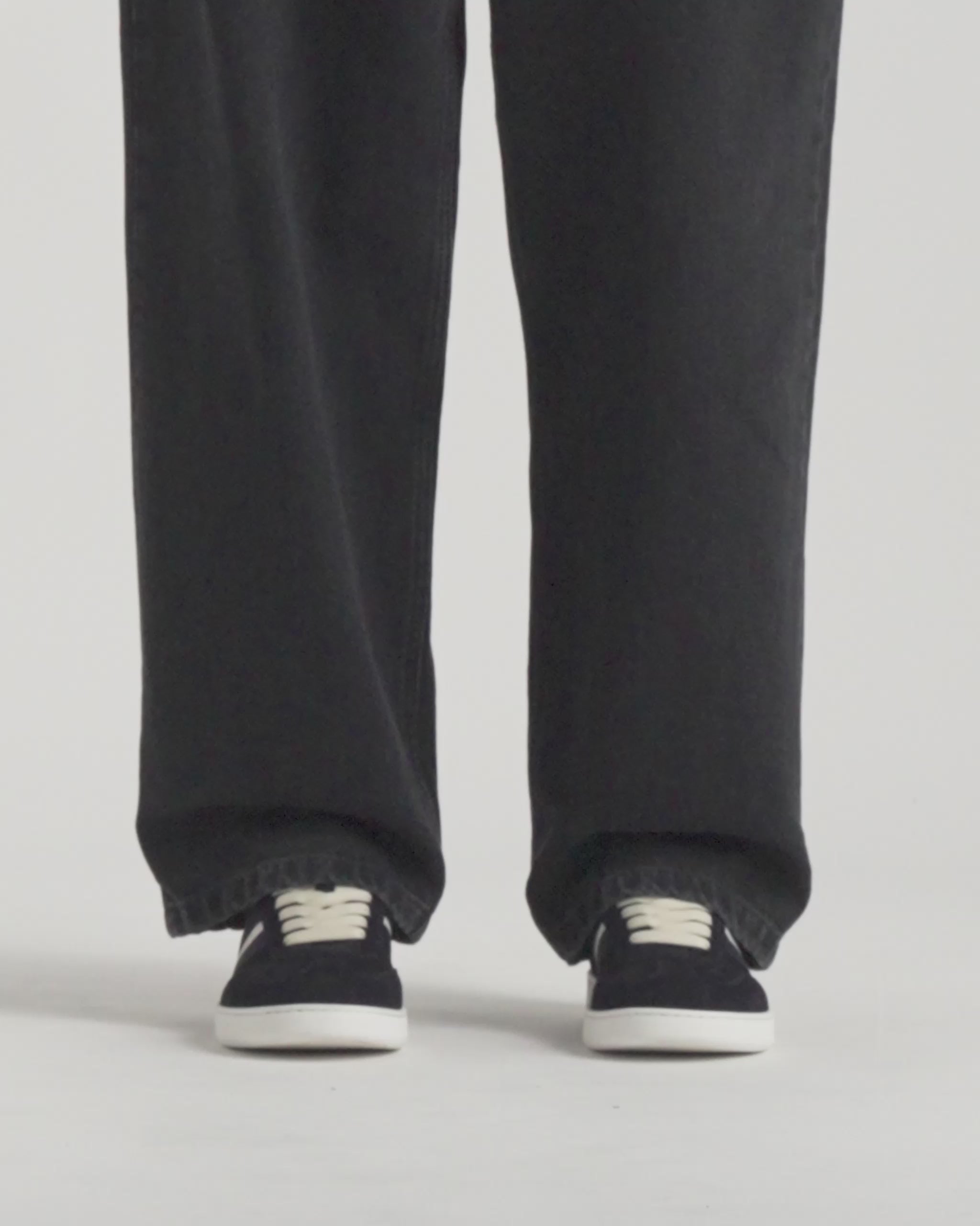 Bally Global - Retro Crest Sneaker in Navy Blue Suede - Blue