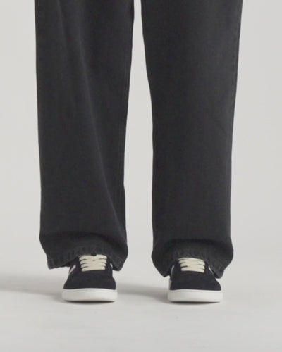 Product Video BALLY_VID_MSK0F7_SU005_I5U2_01