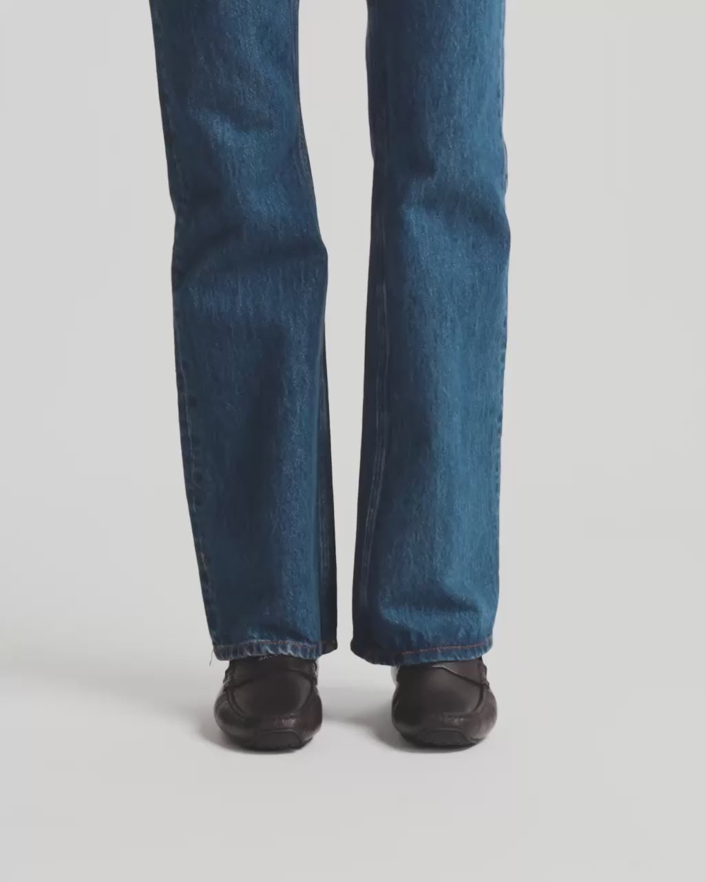 Bally Global - Pilot Driver in Ebano Grained Leather - Brown